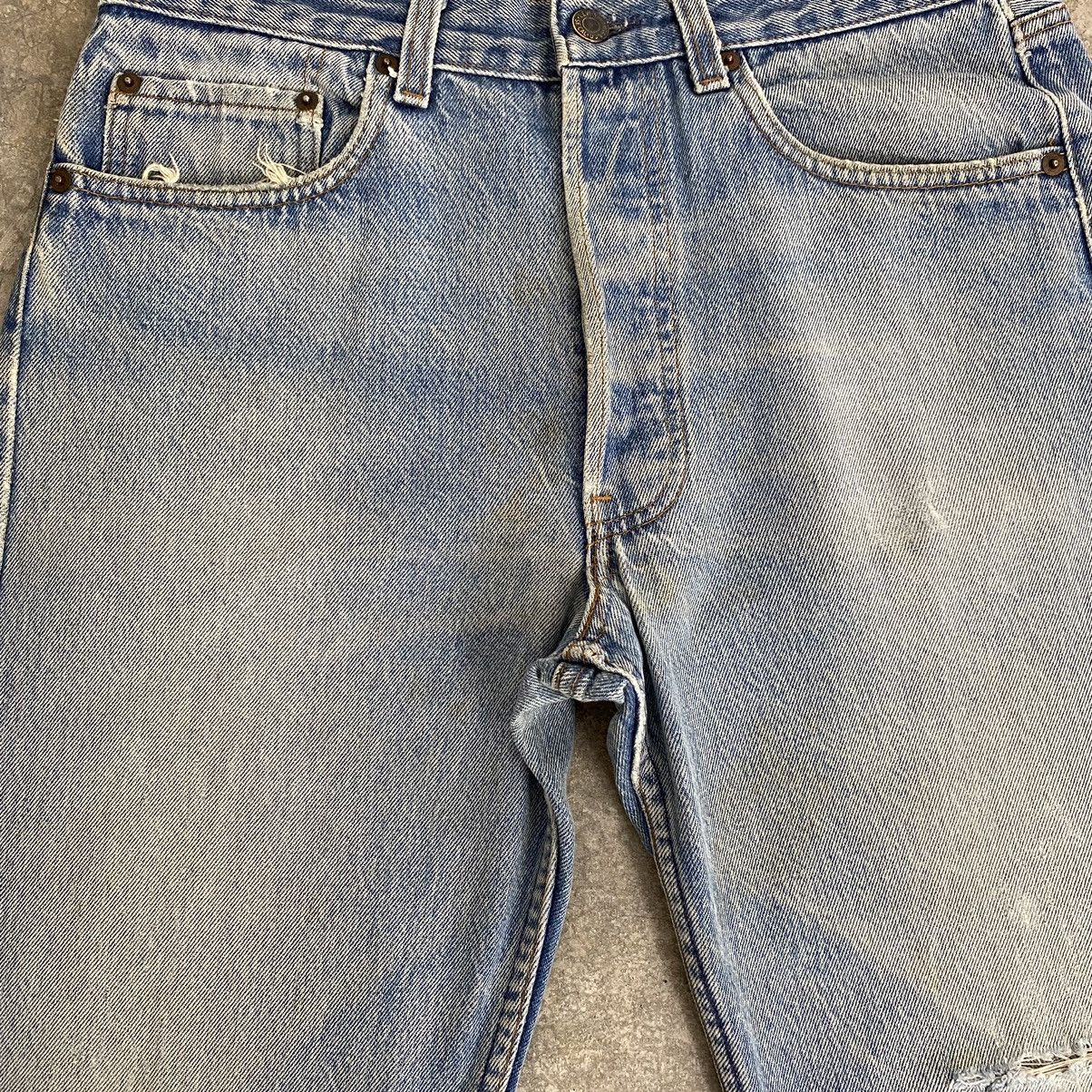 Levi's Vintage 80’s Levis 501 Faded Blue Ripped Denim Jeans Size US 31 - 9 Thumbnail