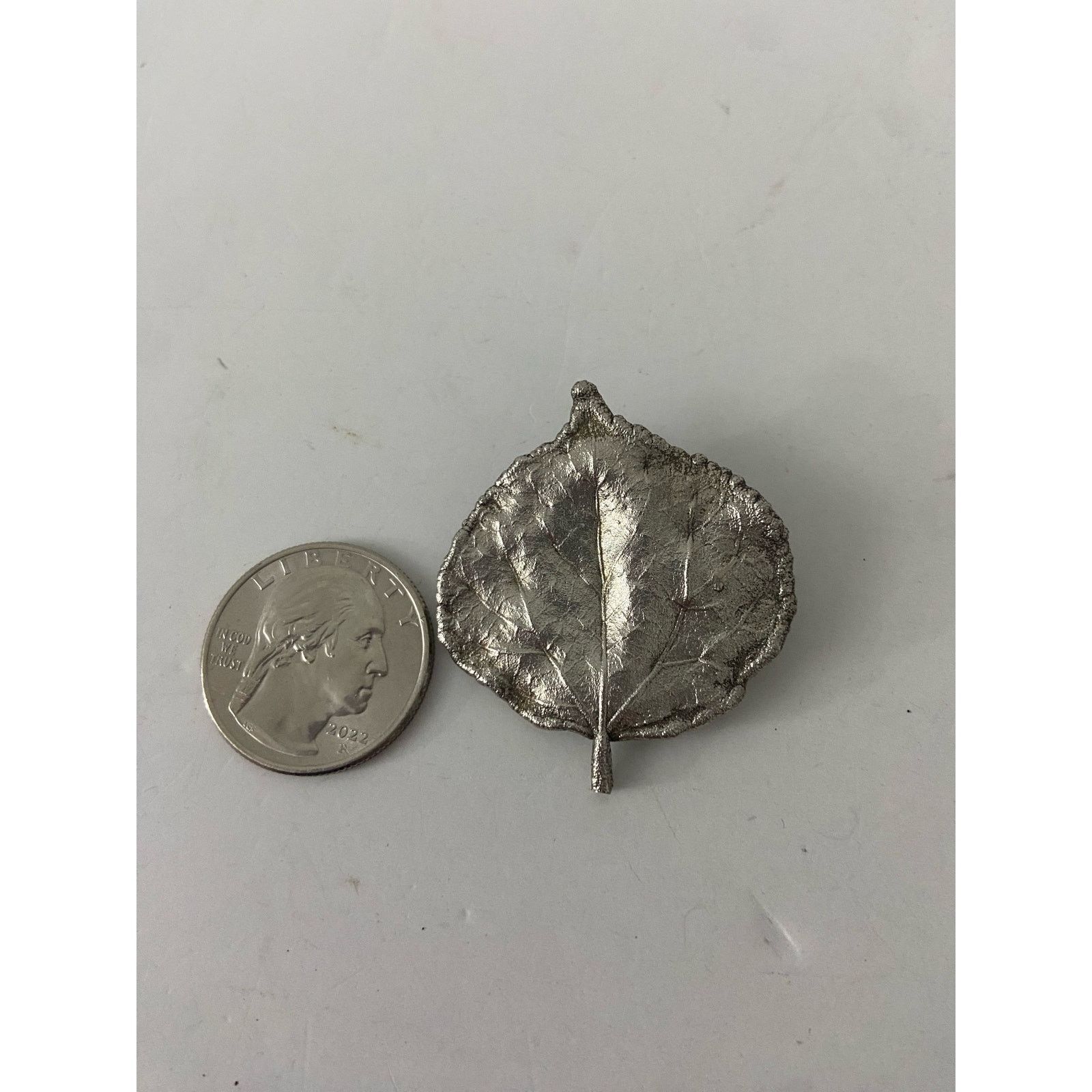 Other leaf brooch silver tone Size ONE SIZE - 2 Thumbnail