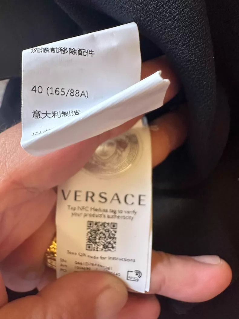 Versace Versace Women's openwork blazer with black buttons and gol Size L / US 10 / IT 46 - 5 Thumbnail