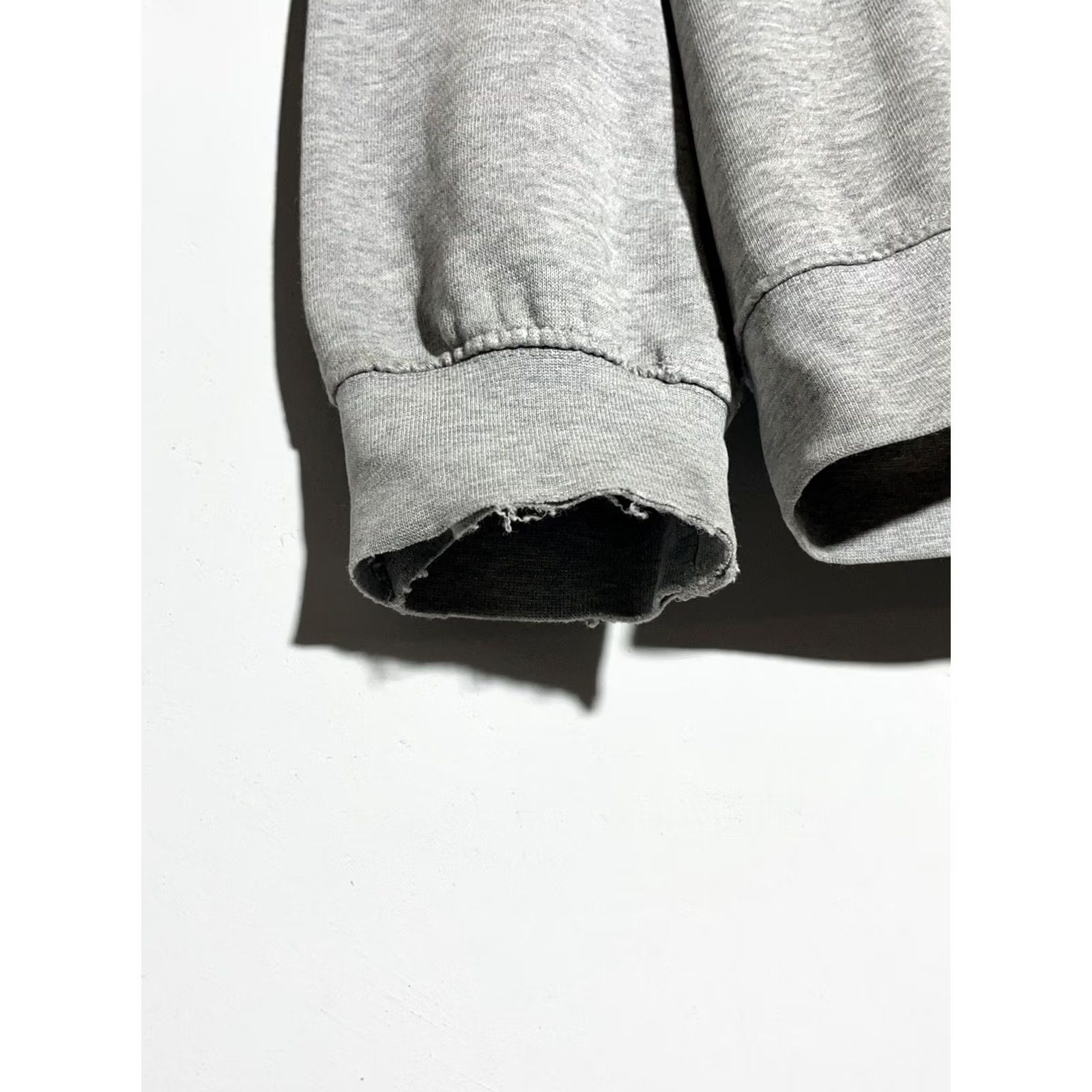 Fruit Of The Loom The Prodigy Sweatshirt Crew Neck Streetwear Distressed Y2k Size US L / EU 52-54 / 3 - 7 Thumbnail