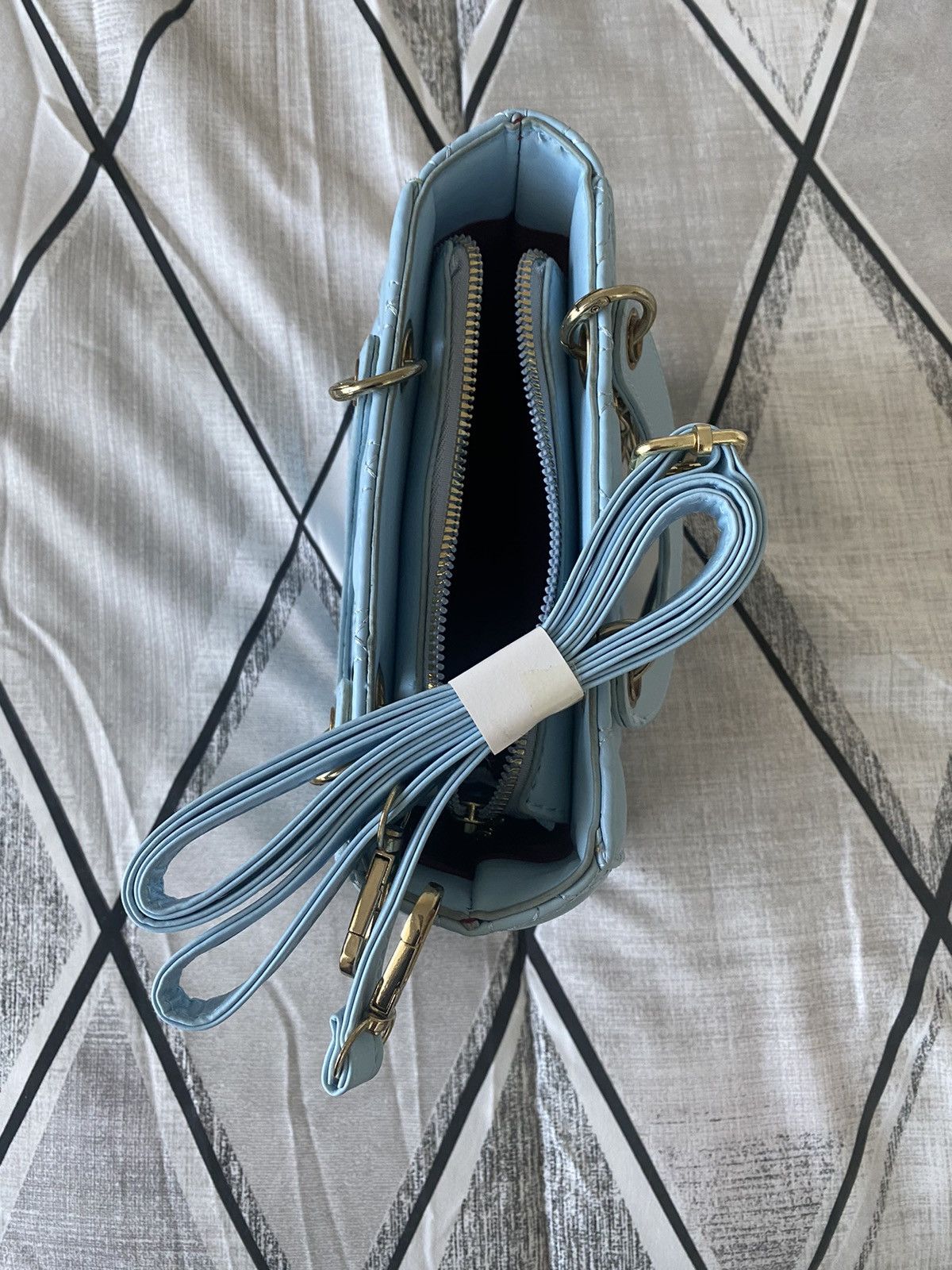 Other Womens Small Blue & Gold Crossbody Purse Ladies Handbag Size ONE SIZE - 7 Thumbnail