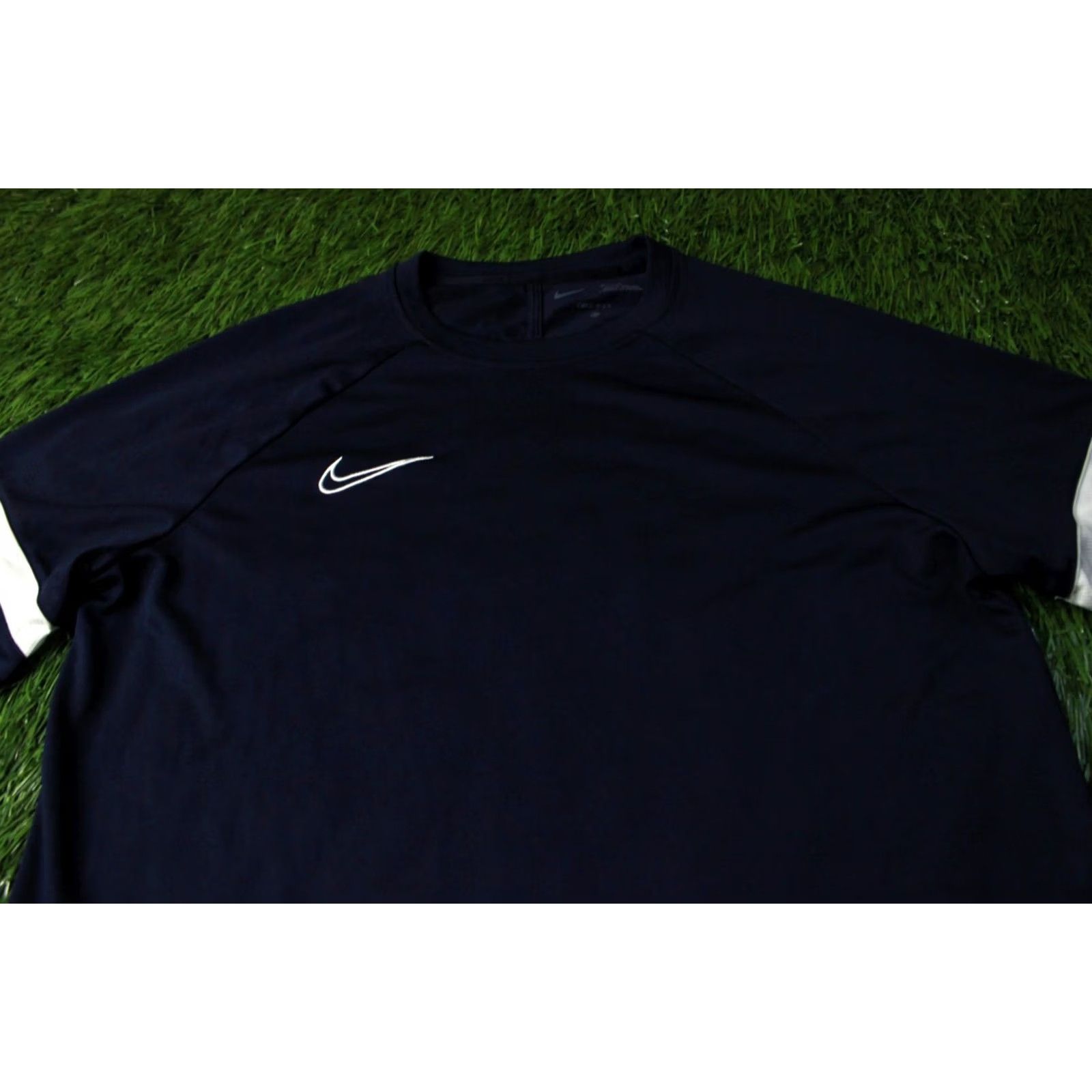 Nike NIKE ACADEMY DRI-FIT ORIGINAL 2021 MEN FOOTBALL SHIRT JERSEY TEE SIZE XL Navy White Size US XL / EU 56 / 4 - 2 Thumbnail