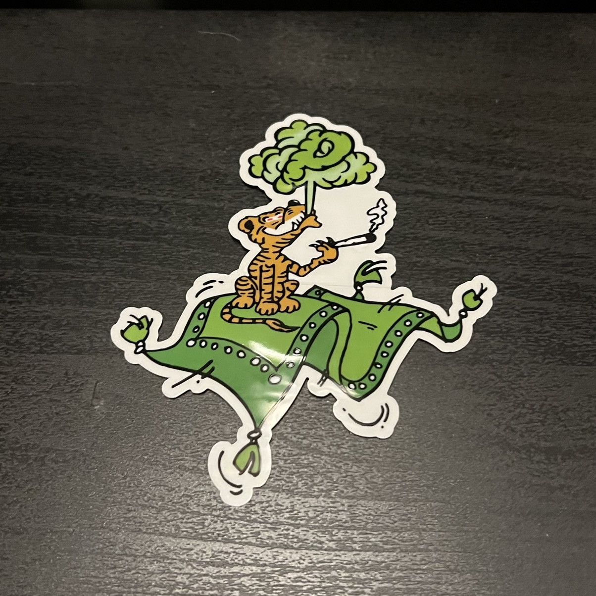 Palace Palace Magic Carpet Sticker Size ONE SIZE - 1 Preview