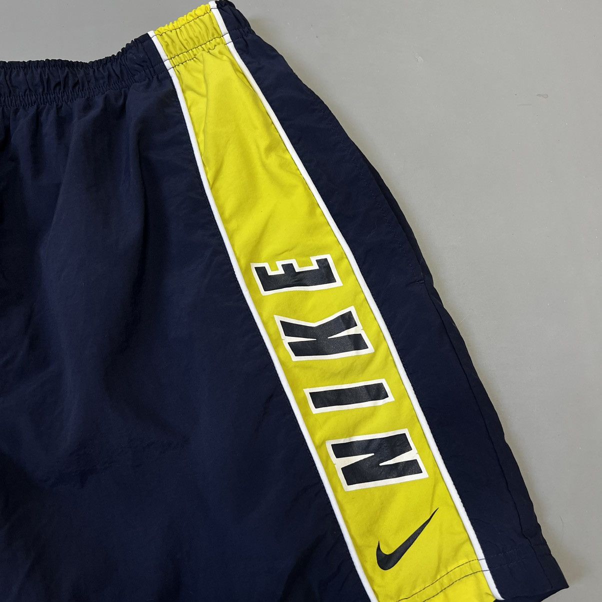 Nike × Vintage Vintage 90s Nike Shorts y2k swoosh logo Size US 34 / EU 50 - 4 Thumbnail