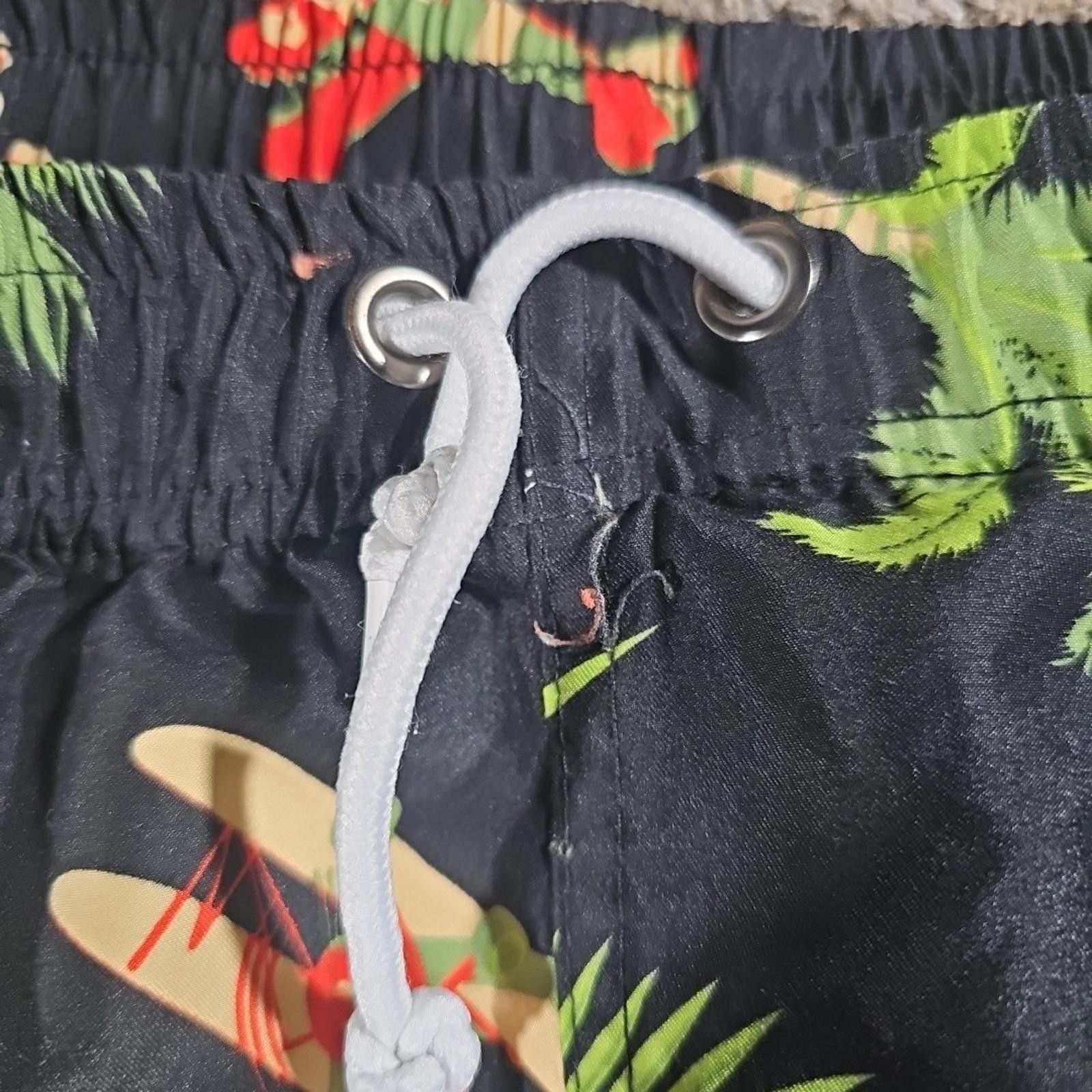 U.S. Polo Assn. Mens U.S POLO ASSN Floral Planes Swim Trunks Board Shorts XL Size US 36 / EU 52 - 4 Thumbnail