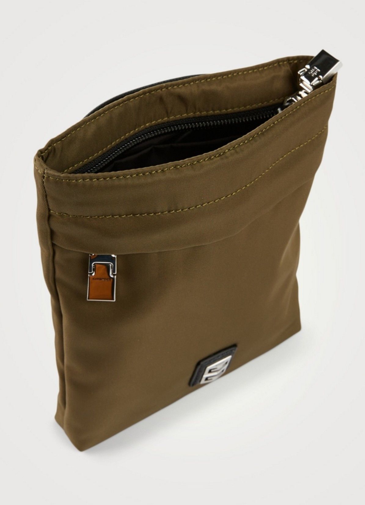 Givenchy 4G Light Nylon Pouch - UNISEX Size ONE SIZE - 3 Thumbnail