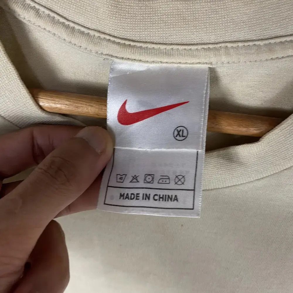 Nike Vintage 00's NIKE ROCK & ROLL Graphic Sportswear Tee Size US XL / EU 56 / 4 - 8 Thumbnail