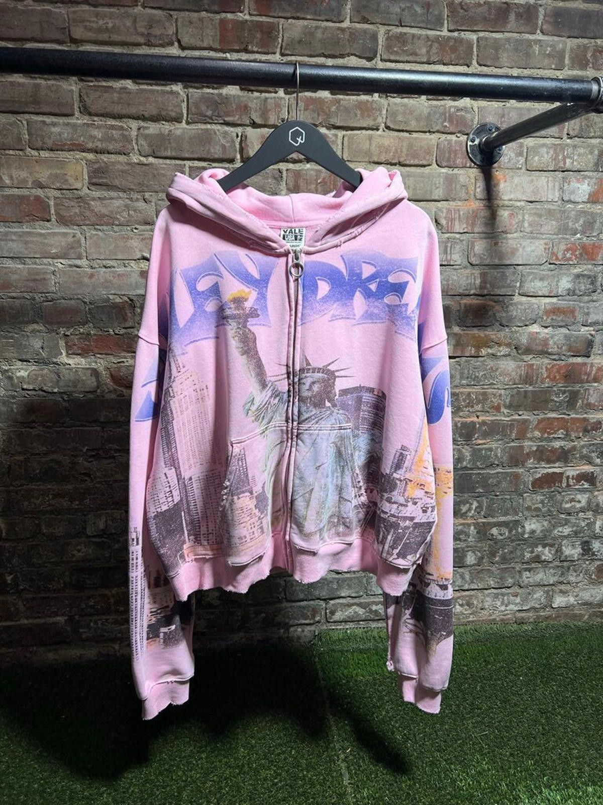 Vale Vale State NYC Zip -Up Pink Sz. XL Size ONE SIZE - 1 Thumbnail