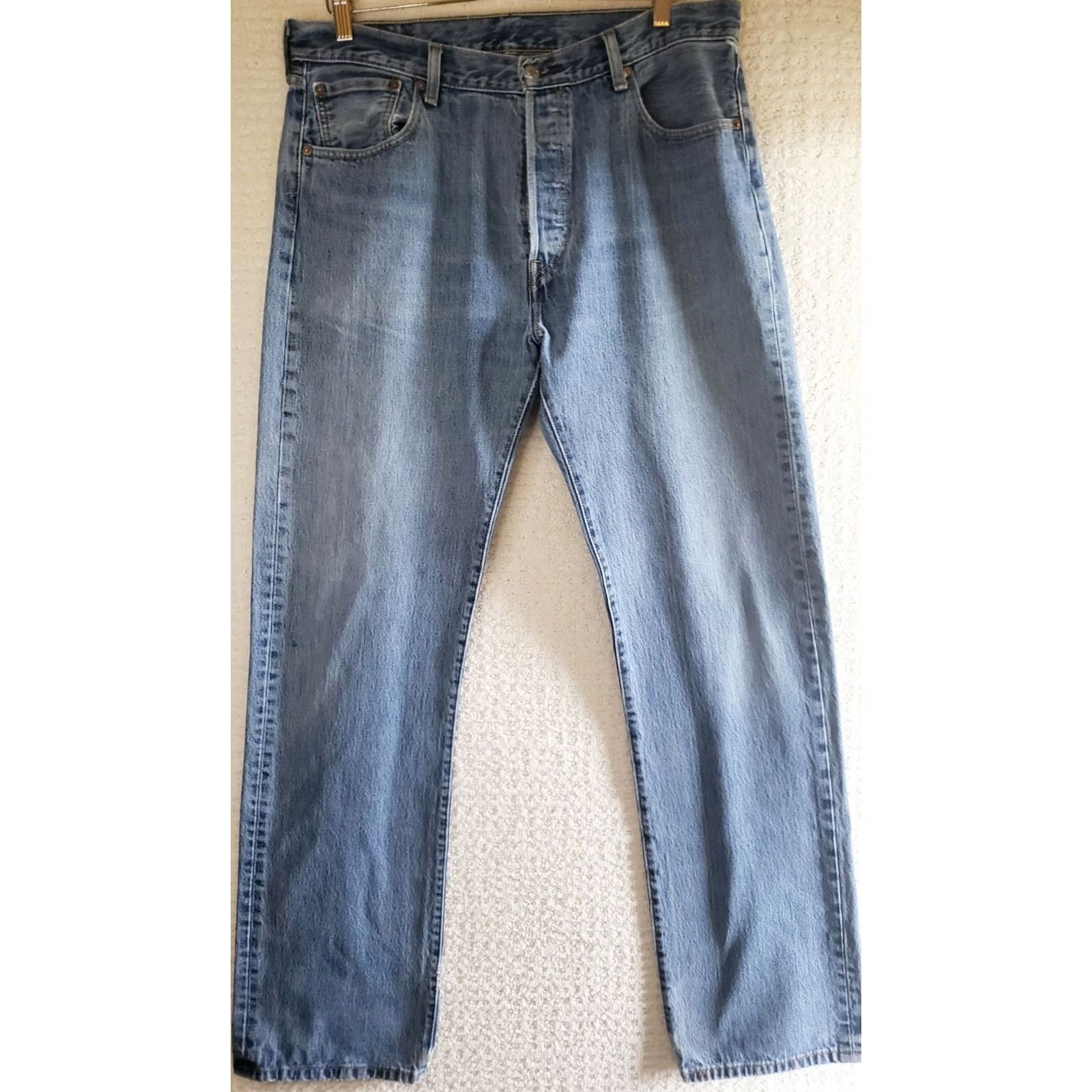 Levi's VINTAGE Levi's 501 Jeans Mens 36 Classic Straight Blue Denim Button Fly 36x34.5* Red Tab Size US 36 / EU 52 - 2 Thumbnail