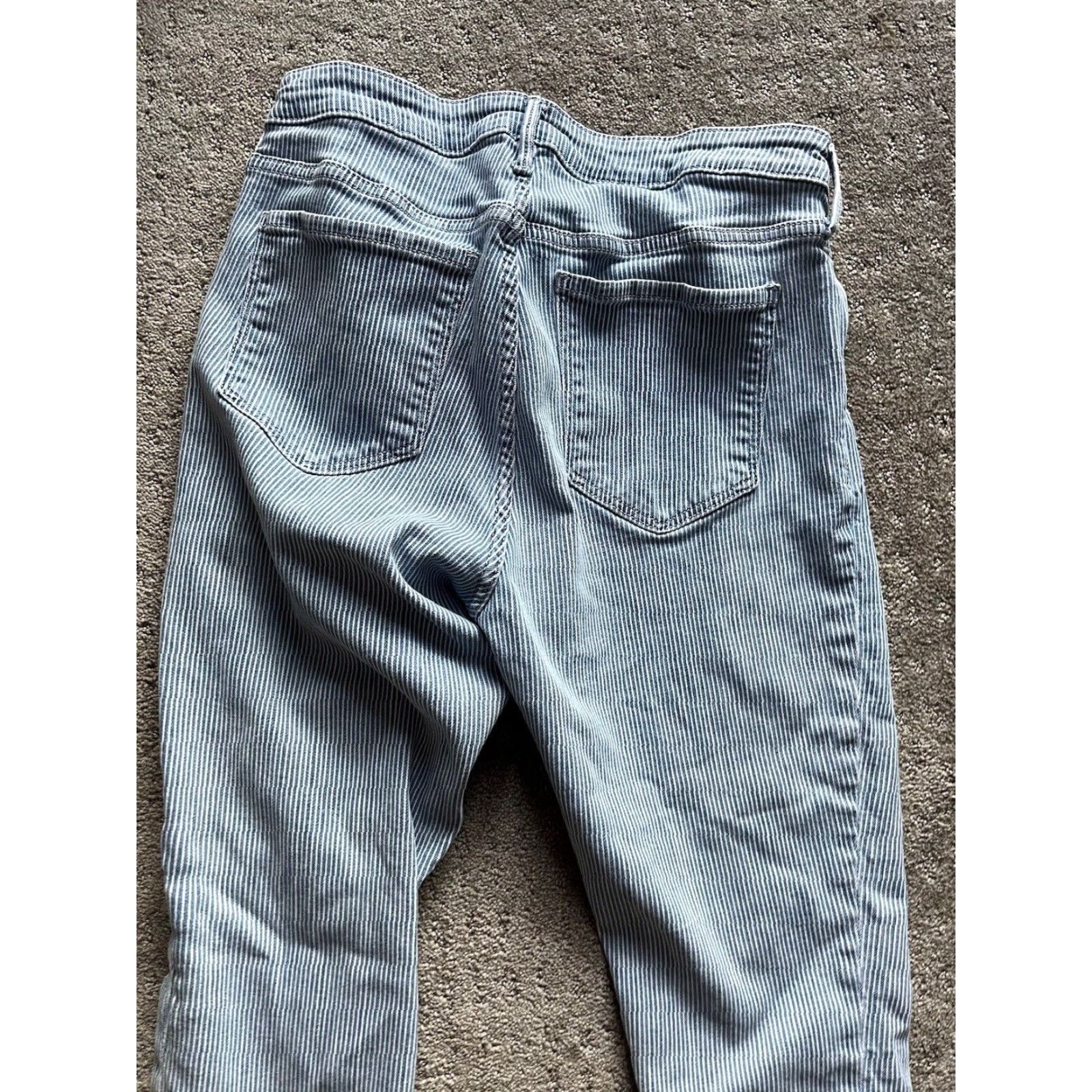 Old Navy Old Navy Jeans Women’s 14 Blue Striped Embroidered Mid Rise Skinny 5-Pocket Denim Cotton Blend N/A Raw Vintage: No Size 36" / US 14 / IT 50 - 4 Thumbnail