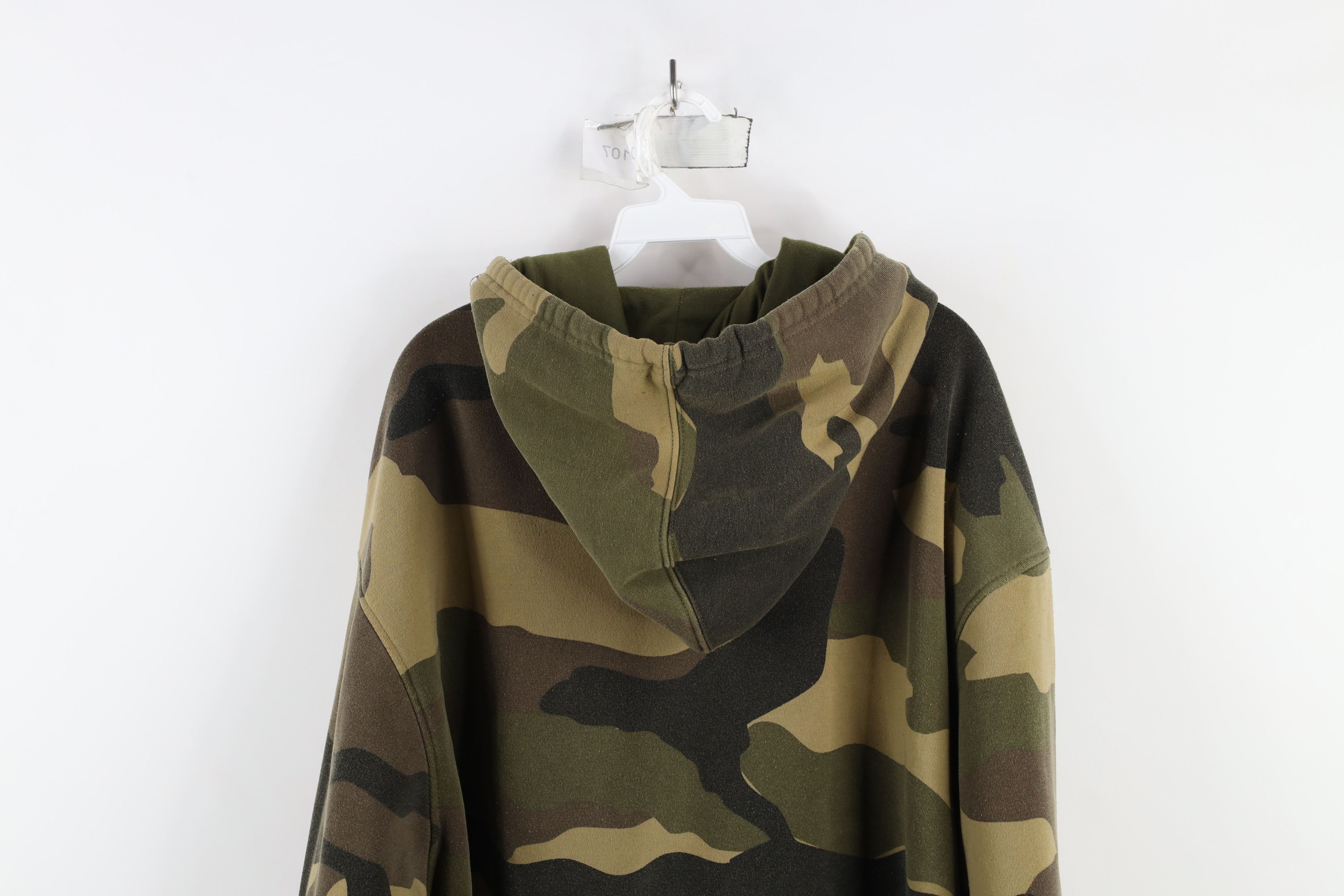 Vintage Vintage 90s Streetwear Heavy Camouflage Hoodie Sweatshirt Size US XXL / EU 58 / 5 - 12 Thumbnail