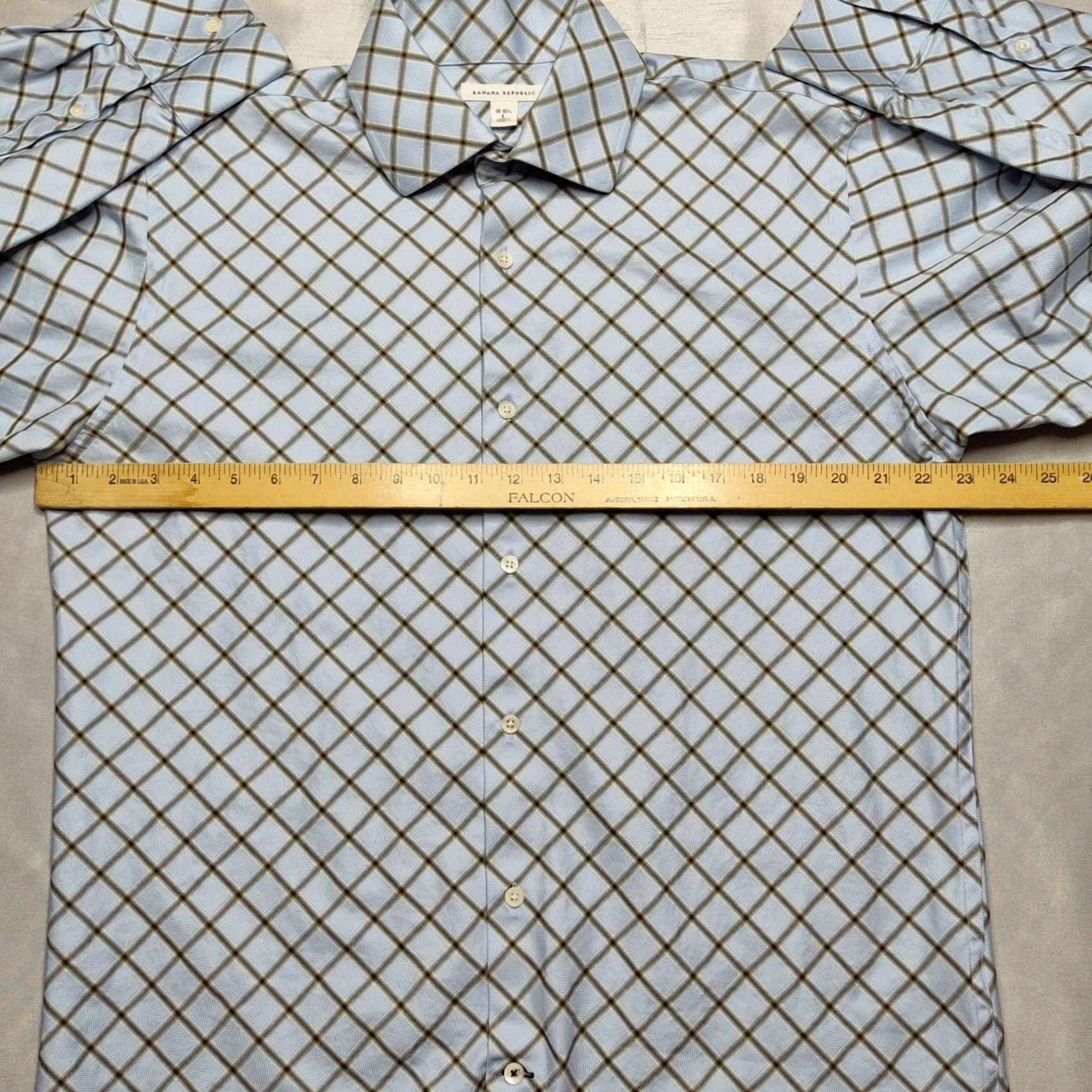 Banana Republic Banana Republic Men Large (16-16.5) Blue Diagonal Check Cotton Button Shirt L/S Button-Down Collar Mens Regular Fit) Size US L / EU 52-54 / 3 - 6 Thumbnail