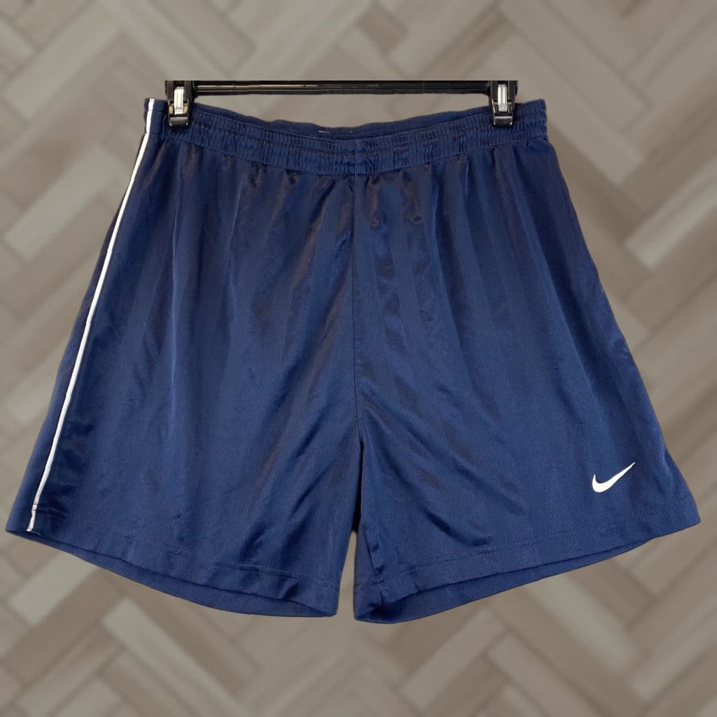 Nike Nike Navy Blue Shorts Men's XL /84-54 Athletic Basketball Activewear Nike 84-54 Blue XL Men Regular Size US 36 / EU 52 - 1 Thumbnail