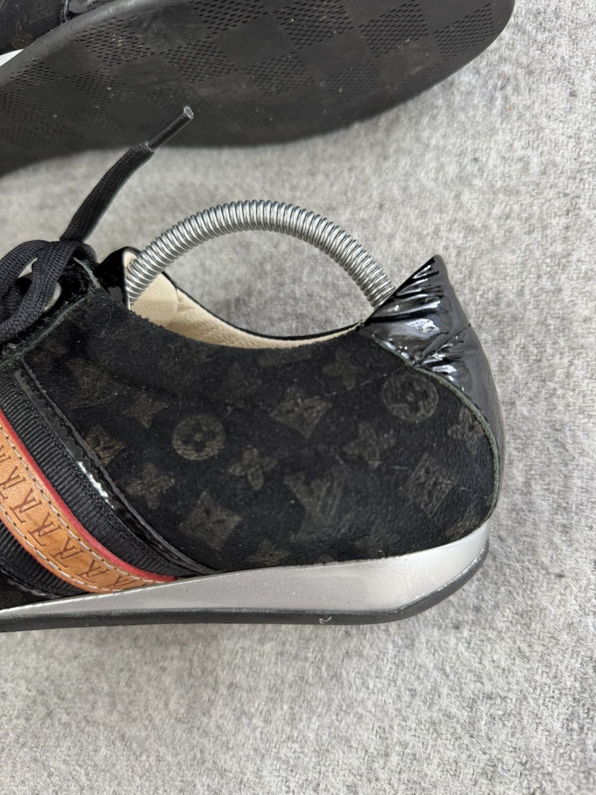 Louis Vuitton Louis Vuitton Paris LV monogram leather low sneakers 38 shoe Size US 8 / IT 38 - 8 Thumbnail