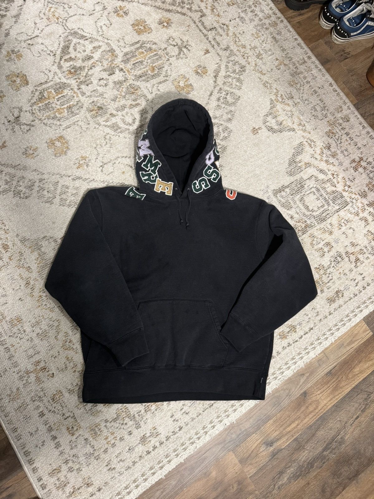 Supreme Supreme Scattered Applique Hoodie Size US L / EU 52-54 / 3 - 1 Thumbnail