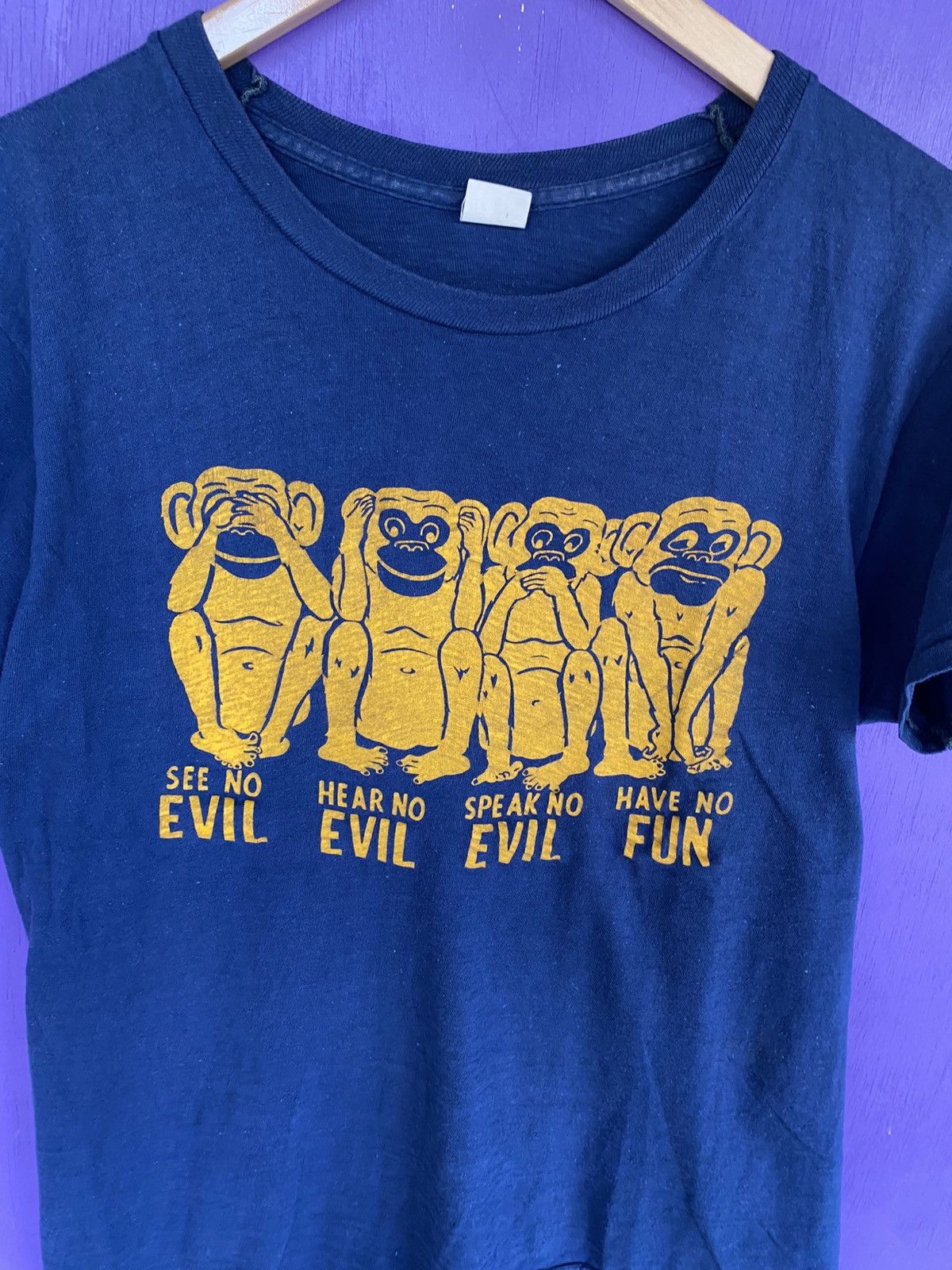 Other Vintage 70s See no evil hear no evil monkey t-shirt Size US L / EU 52-54 / 3 - 3 Thumbnail