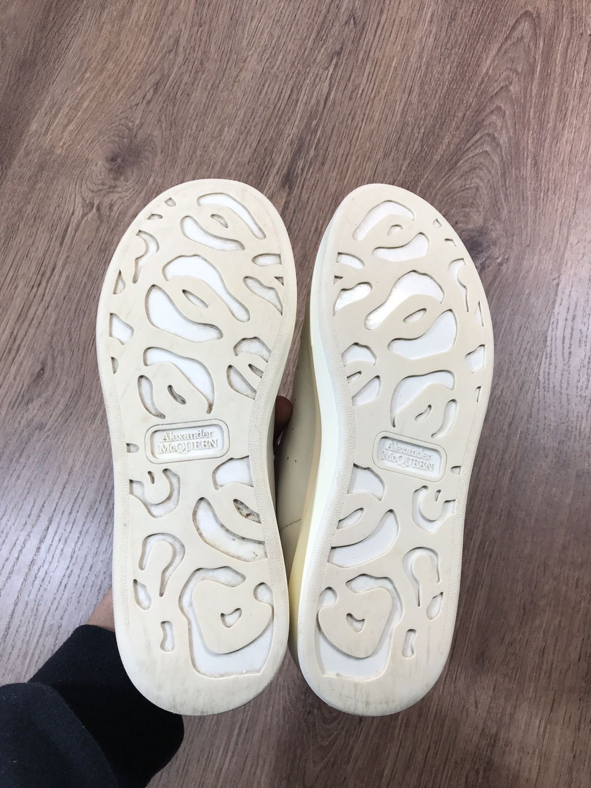 Alexander McQueen Alexander Mc Queen Sneakers Size 37-38 Size US 7 / IT 37 - 18 Thumbnail