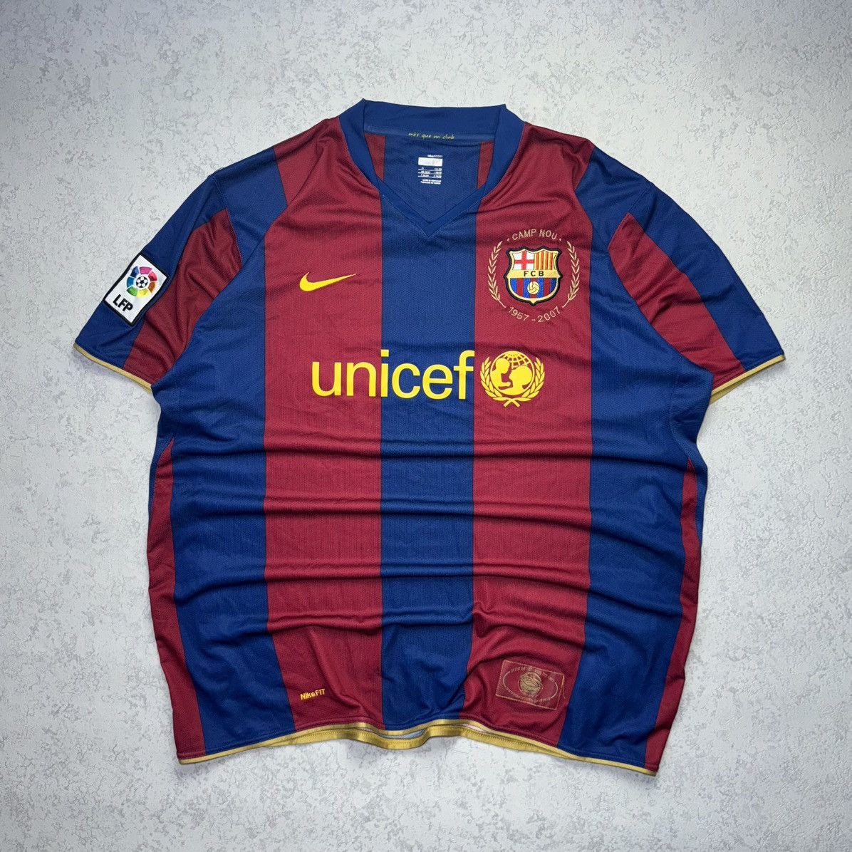 Nike Nike Barcelona 2007/08 Home Football Soccer Jersey Size XL Size US XL / EU 56 / 4 - 1 Thumbnail