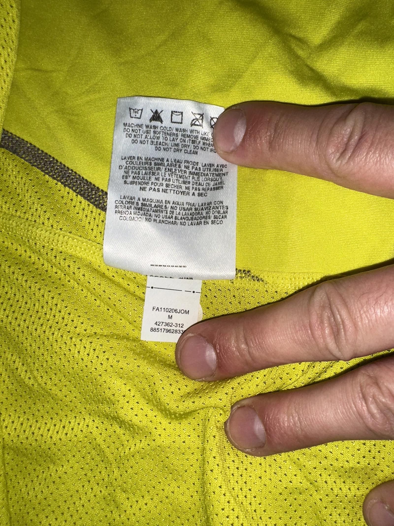 Jordan Brand Jordan Mens Training Basketball Dri-Fit VINTAGE Shirt Size US M / EU 48-50 / 2 - 7 Thumbnail
