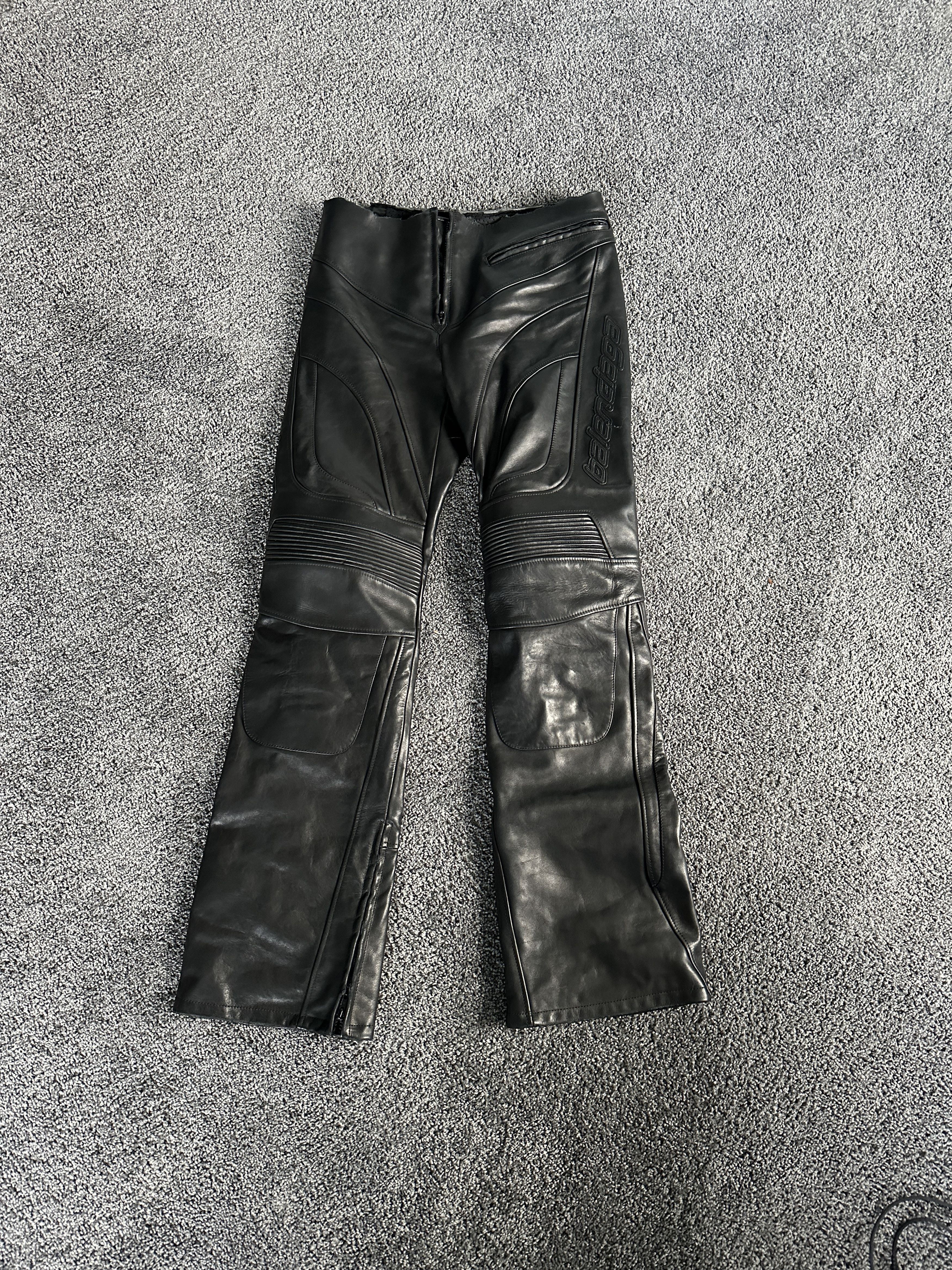 Balenciaga Balenciaga Black Low Waist Biker Leather Pants Size US 32 / EU 48 - 1 Thumbnail
