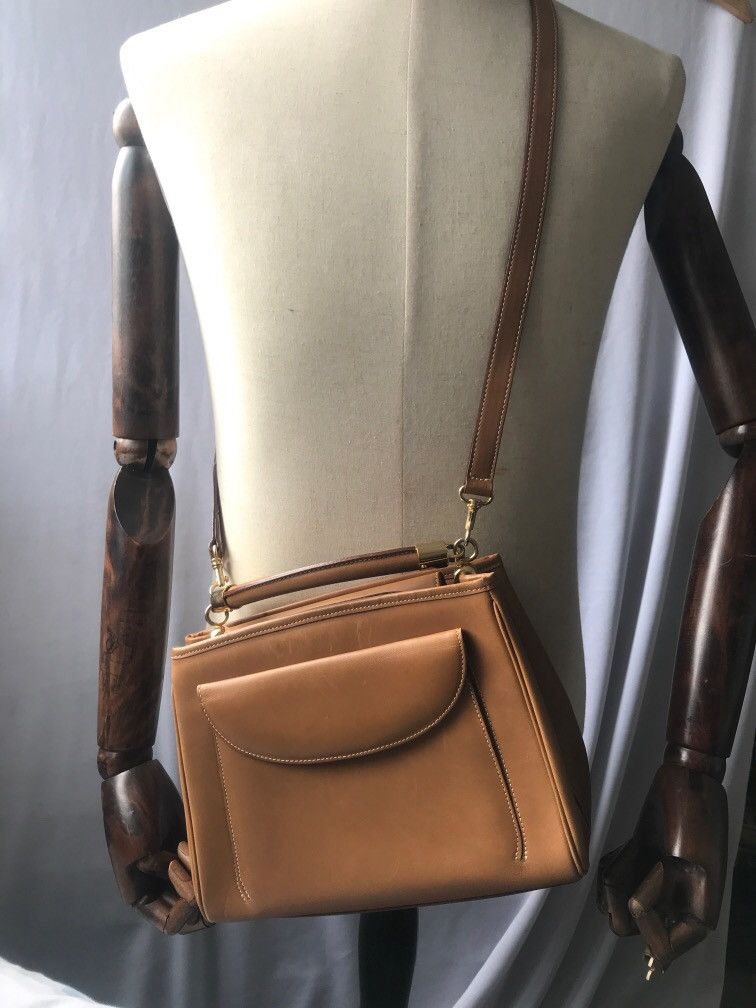 Les Sac Adams Cross Body Sling Bag