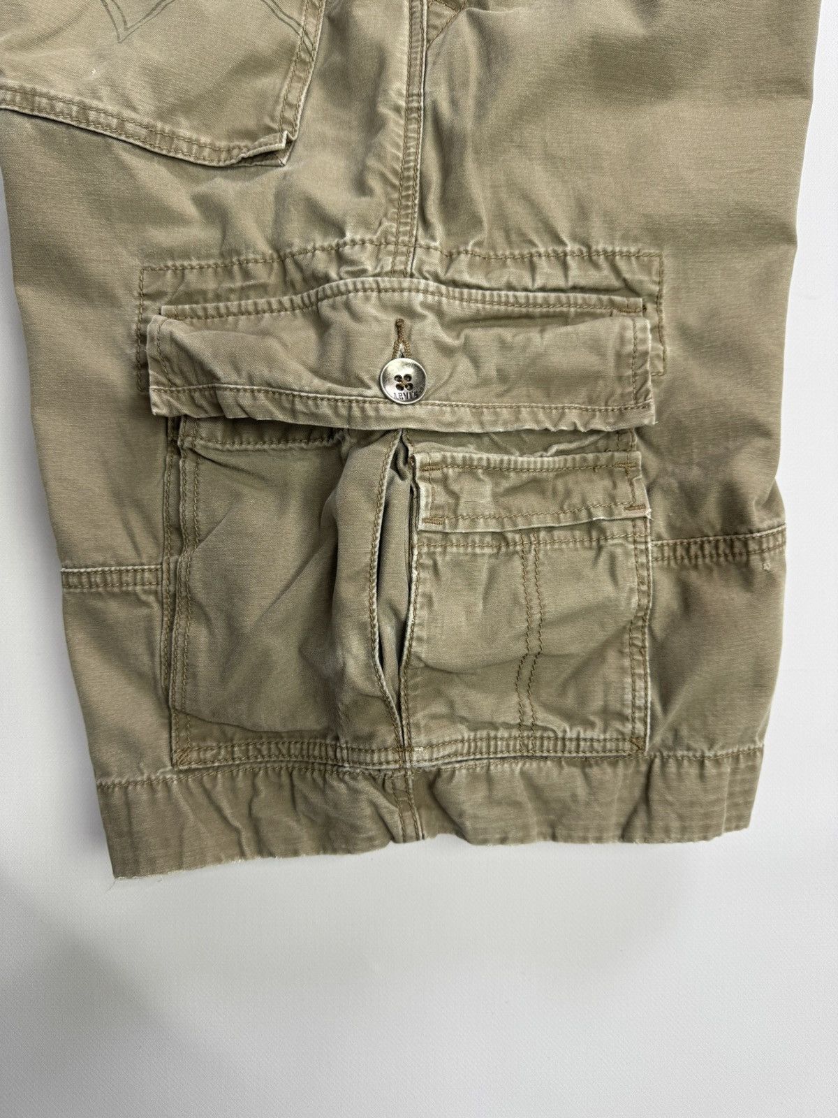 Levi's Vintage Levi’s Cargo Shorts Brown Utility Military Y2K Style Size US 36 / EU 52 - 6 Thumbnail