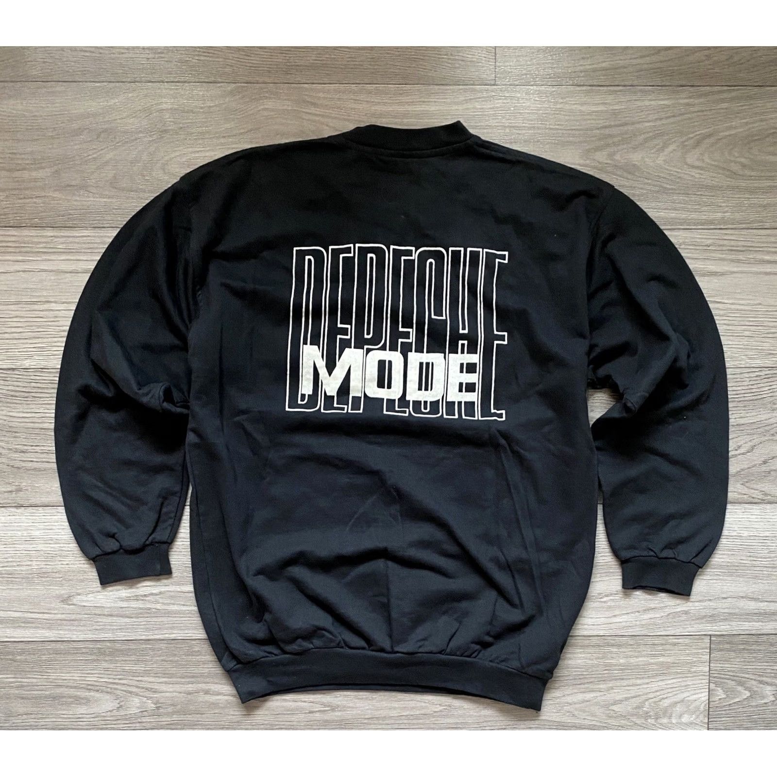 Vintage VINTAGE Depeche Mode 101 Black Sweatshirt Mens M Black Sweatshirt 1988 Vintage 80s Size US M / EU 48-50 / 2 - 3 Thumbnail