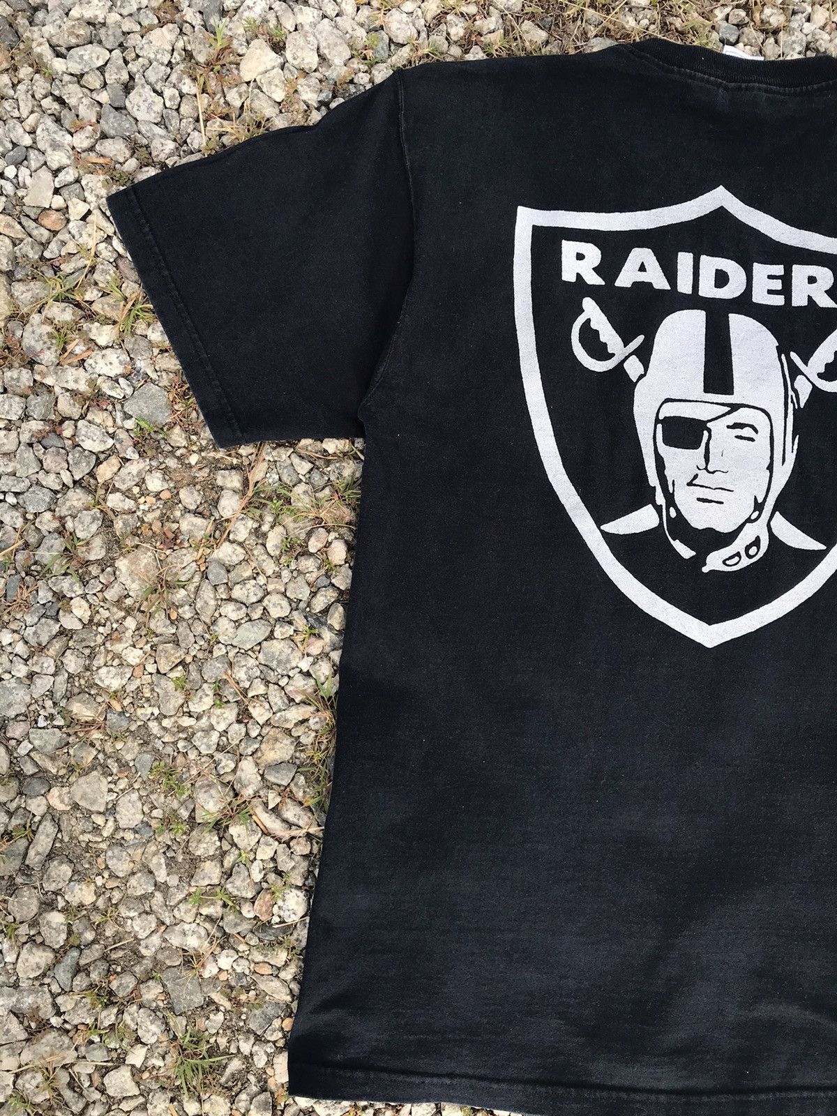 NFL Vintage Raiders Real Women Wear Black Tee Size US L / EU 52-54 / 3 - 8 Thumbnail