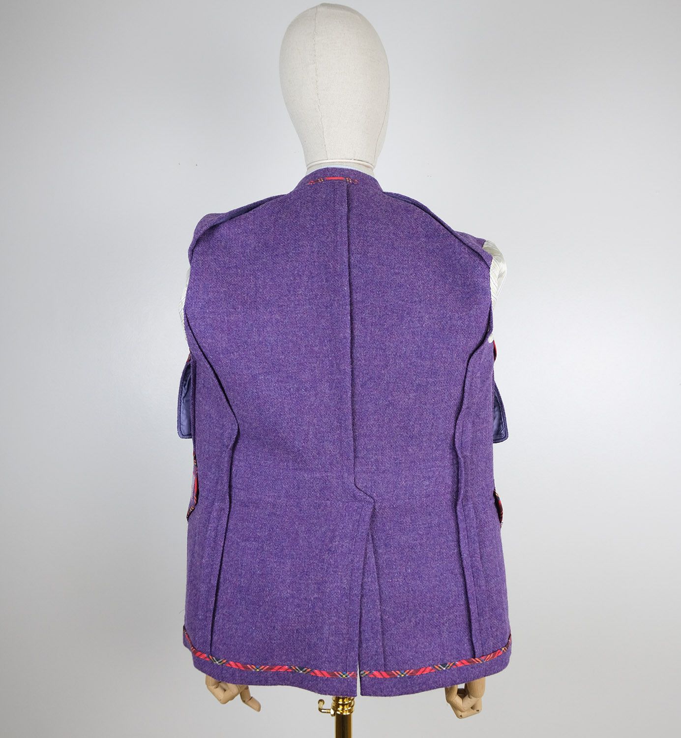D'avenza, purple tweed jacket, size 38, RRP 1600 e