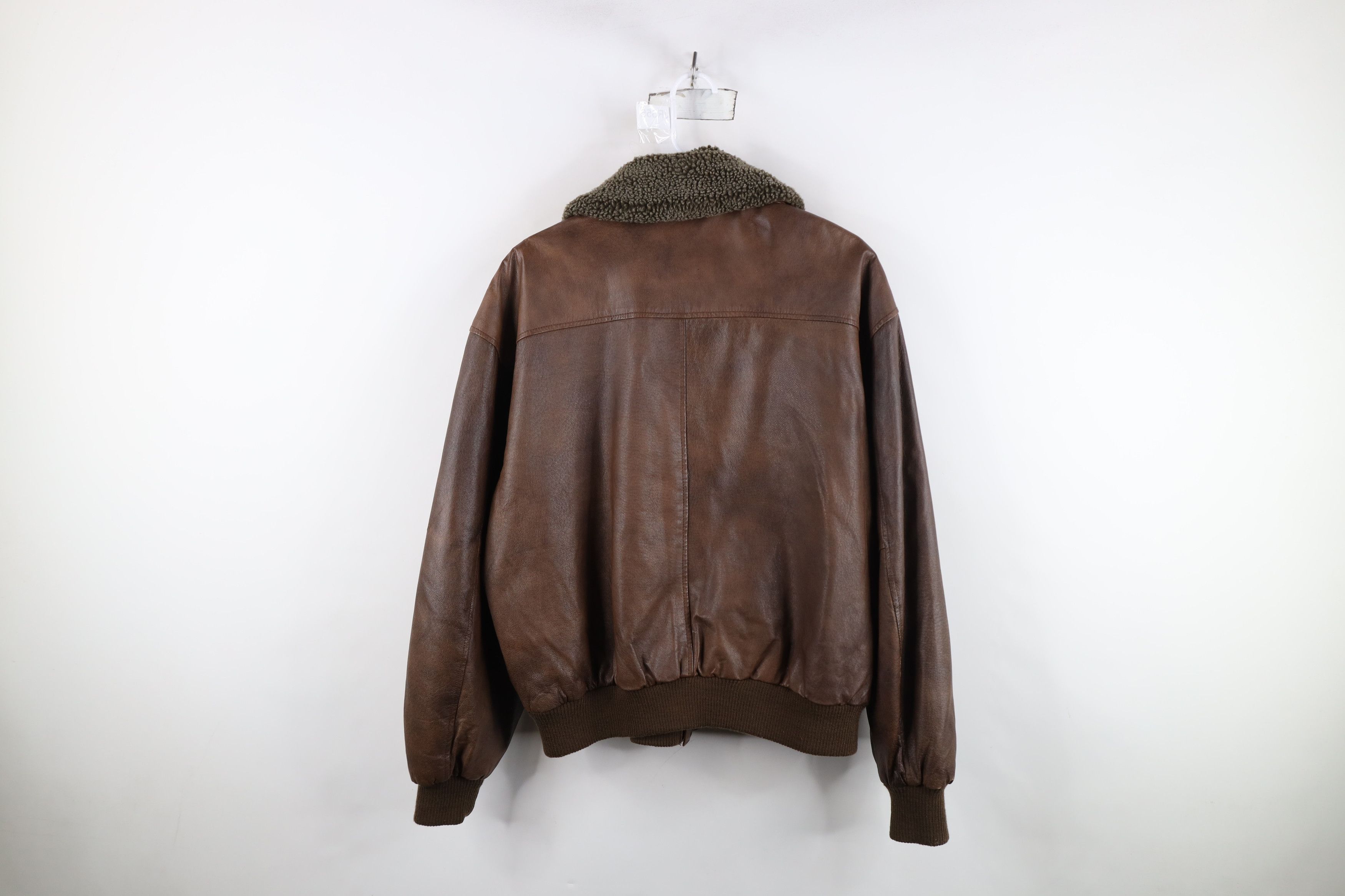 Vintage Vintage 90s Streetwear Leather B3 Flight Bomber Jacket Brown Size US L / EU 52-54 / 3 - 14 Thumbnail