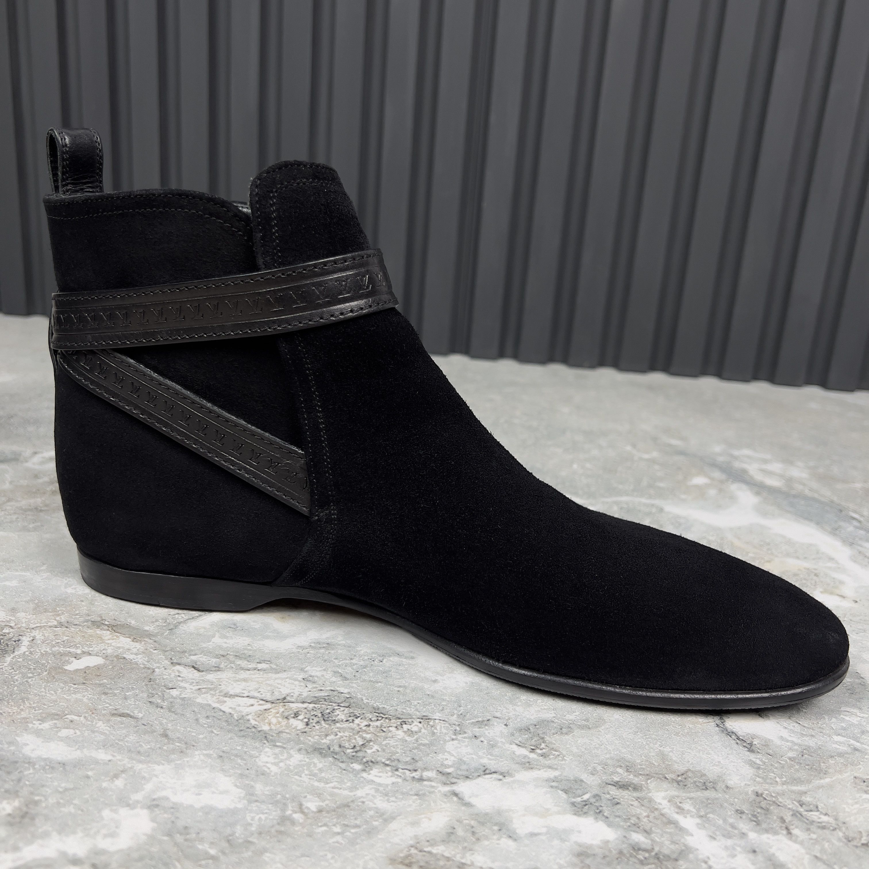 Louis Vuitton Louis Vuitton Ankle Boots Monogram Strap Suede Size US 8 / EU 41 - 7 Thumbnail