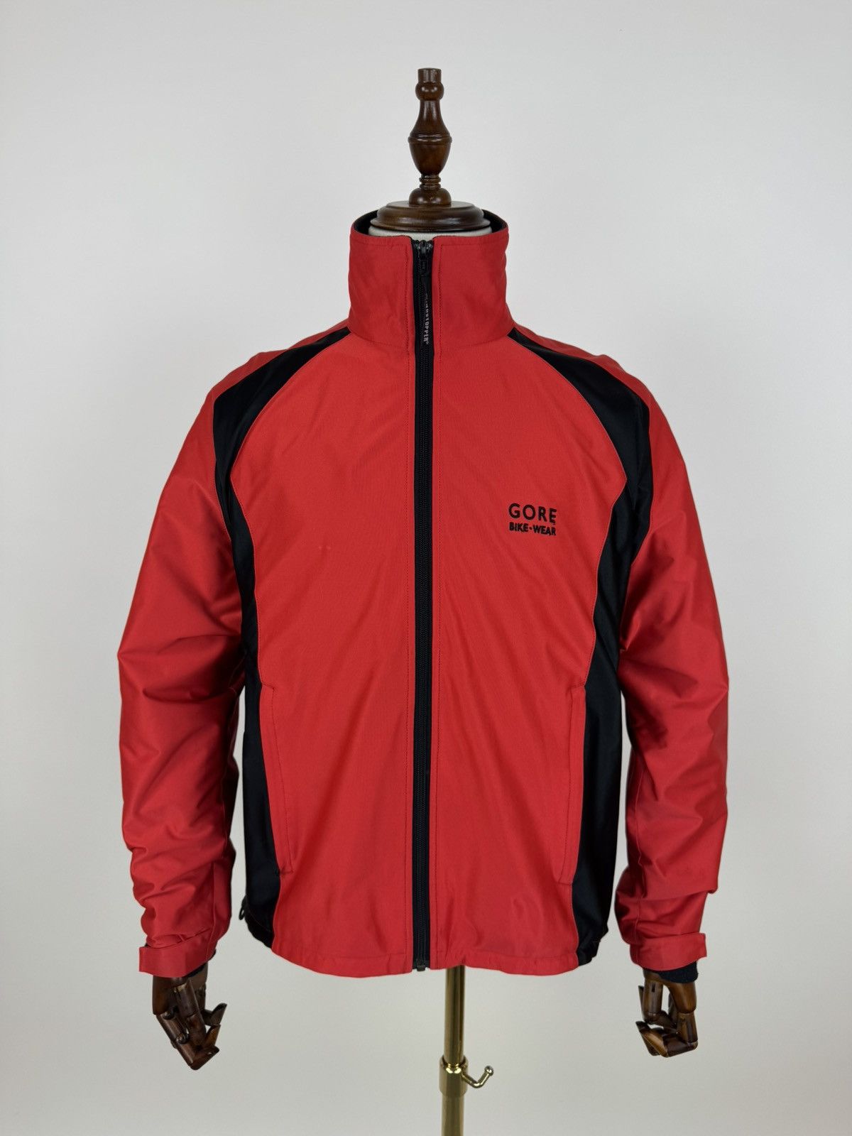 GOREWEAR Gore Bike Wear Windstopper cycling jacket Mens size M Size US M / EU 48-50 / 2 - 1 Thumbnail