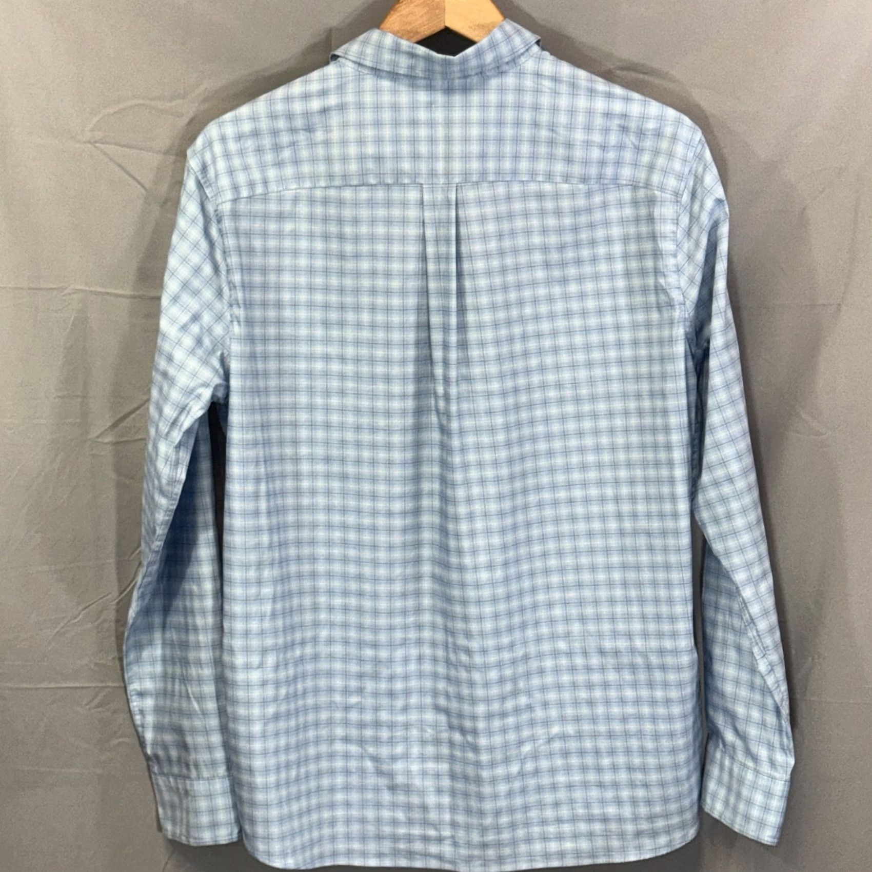 Vineyard Vines Vineyard Vines Shirt Mens Medium Blue Plaid On-The-Go Performance Long Sleeve Size US M / EU 48-50 / 2 - 2 Thumbnail
