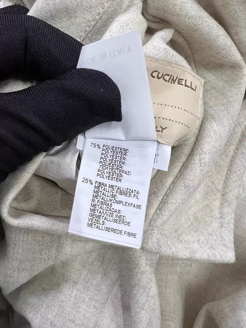 Brunello Cucinelli Brunello Cucinelli Beige Shiny Fabric Two-Way Wearable Dow Size XS / US 0-2 / IT 36-38 - 8 Thumbnail