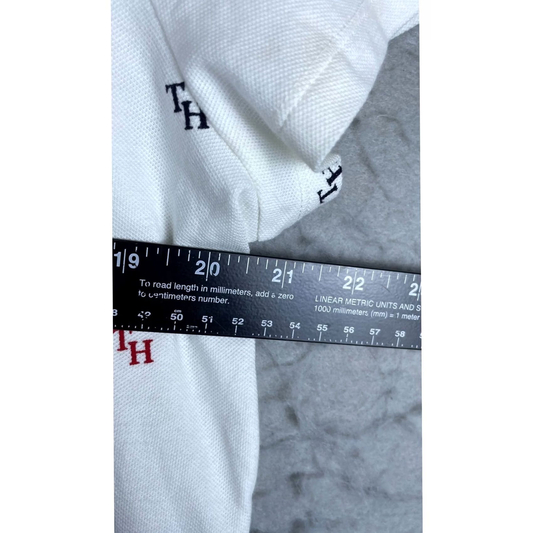 Tommy Hilfiger Tommy Hilfiger Polo Shirt Women XXL White New Monogram V-Neck Short Sleeve Pique Size XXL / US 16-18 / IT 52-54 - 5 Thumbnail