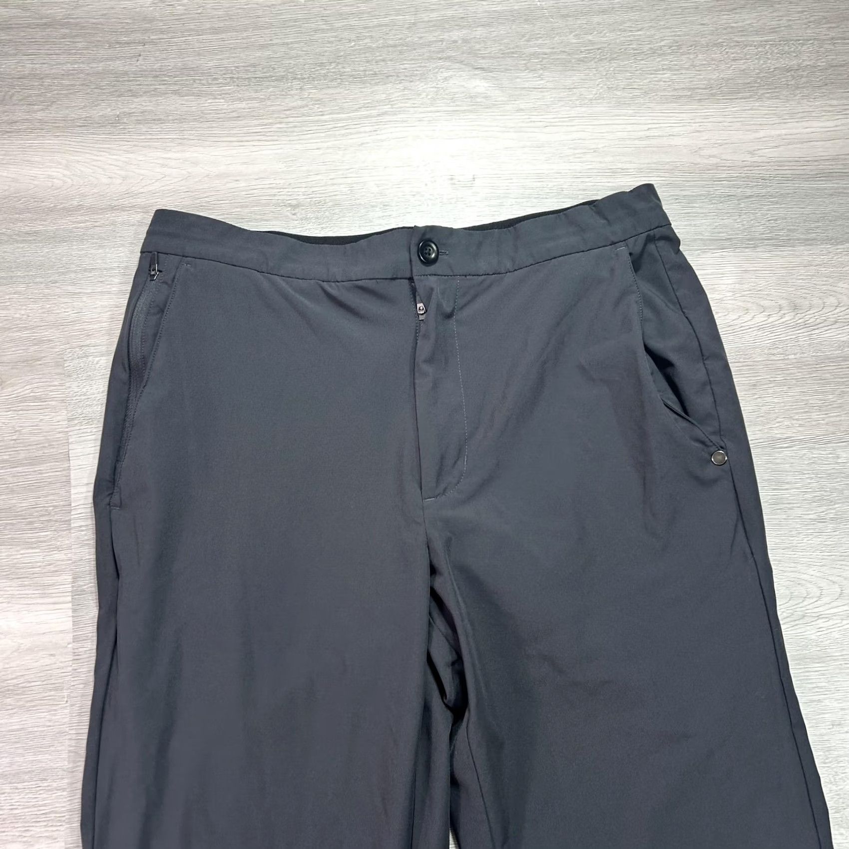Quince Quince Mens Small Gray Performance Tech Jogger Pants Regular Fit Zip Pocket Pockets Stretch Size US 29 - 3 Thumbnail