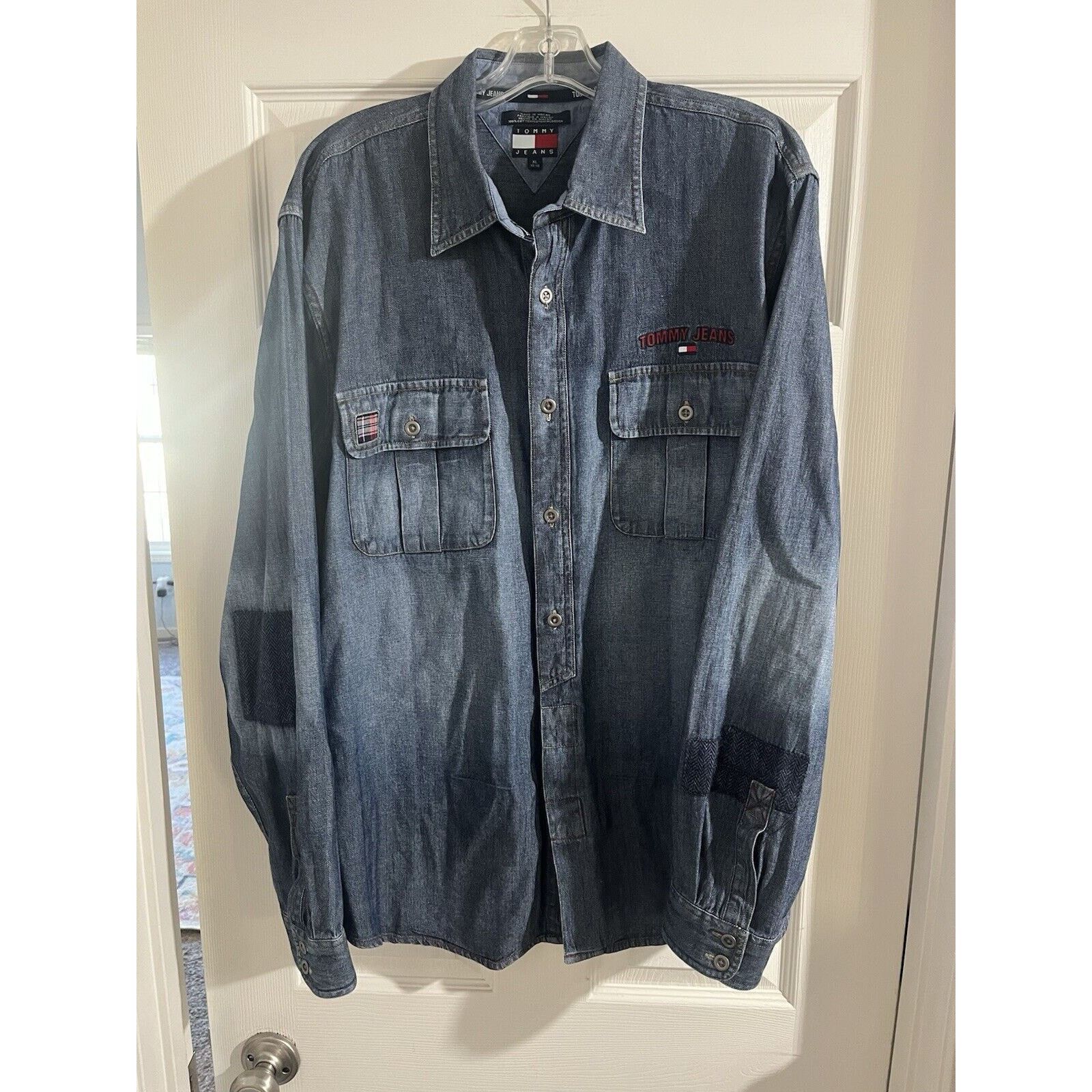 Tommy Hilfiger VTG/Y2K Tommy Hilfiger Mens XL Patched Faded Denim Shirt Size US XL / EU 56 / 4 - 1 Thumbnail