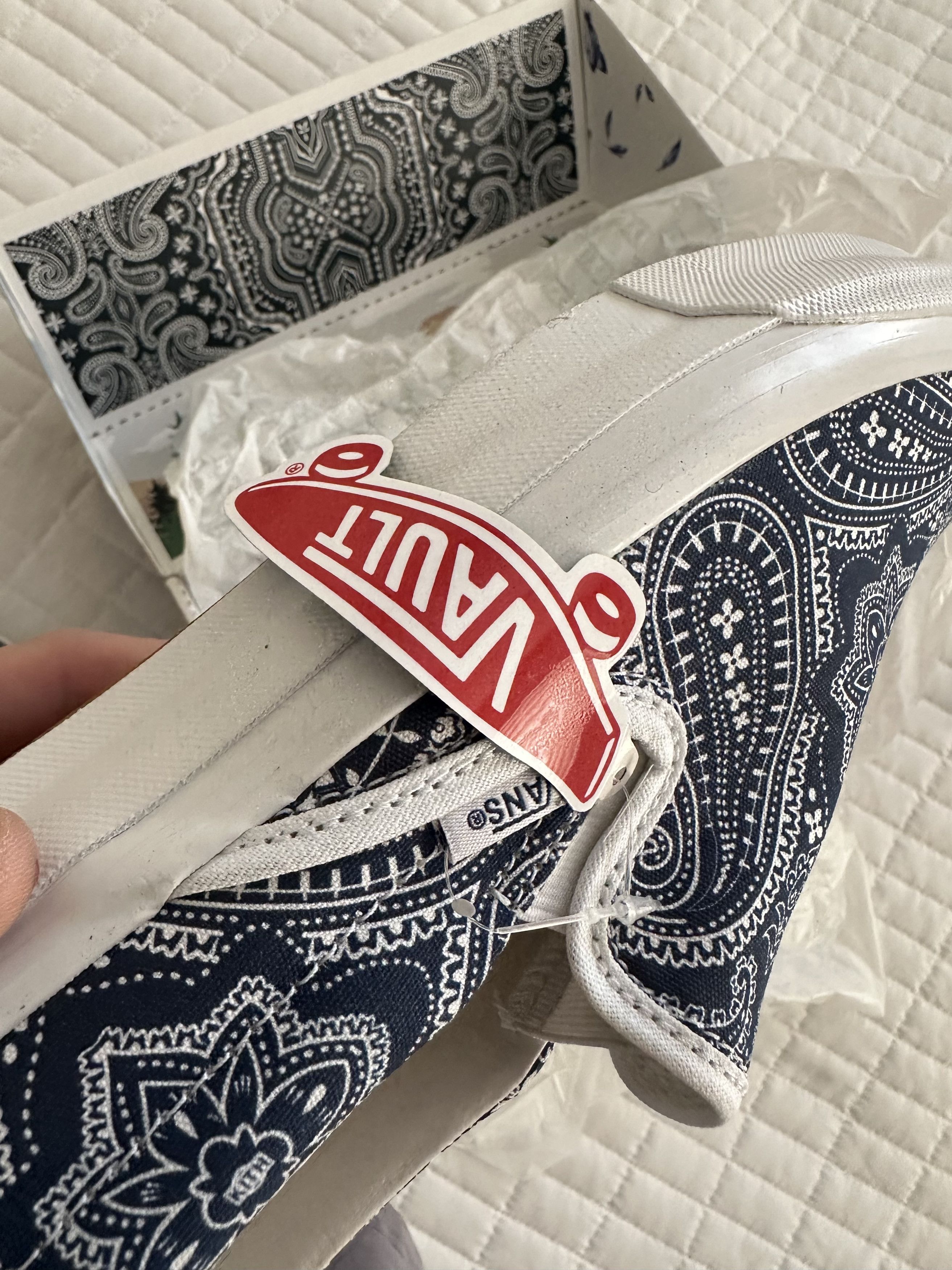 Kith × Vans KITH VANS OG CLASSIC SLIP ON 10TH ANNIVERSARY Size US 11.5 / EU 44-45 - 15 Thumbnail