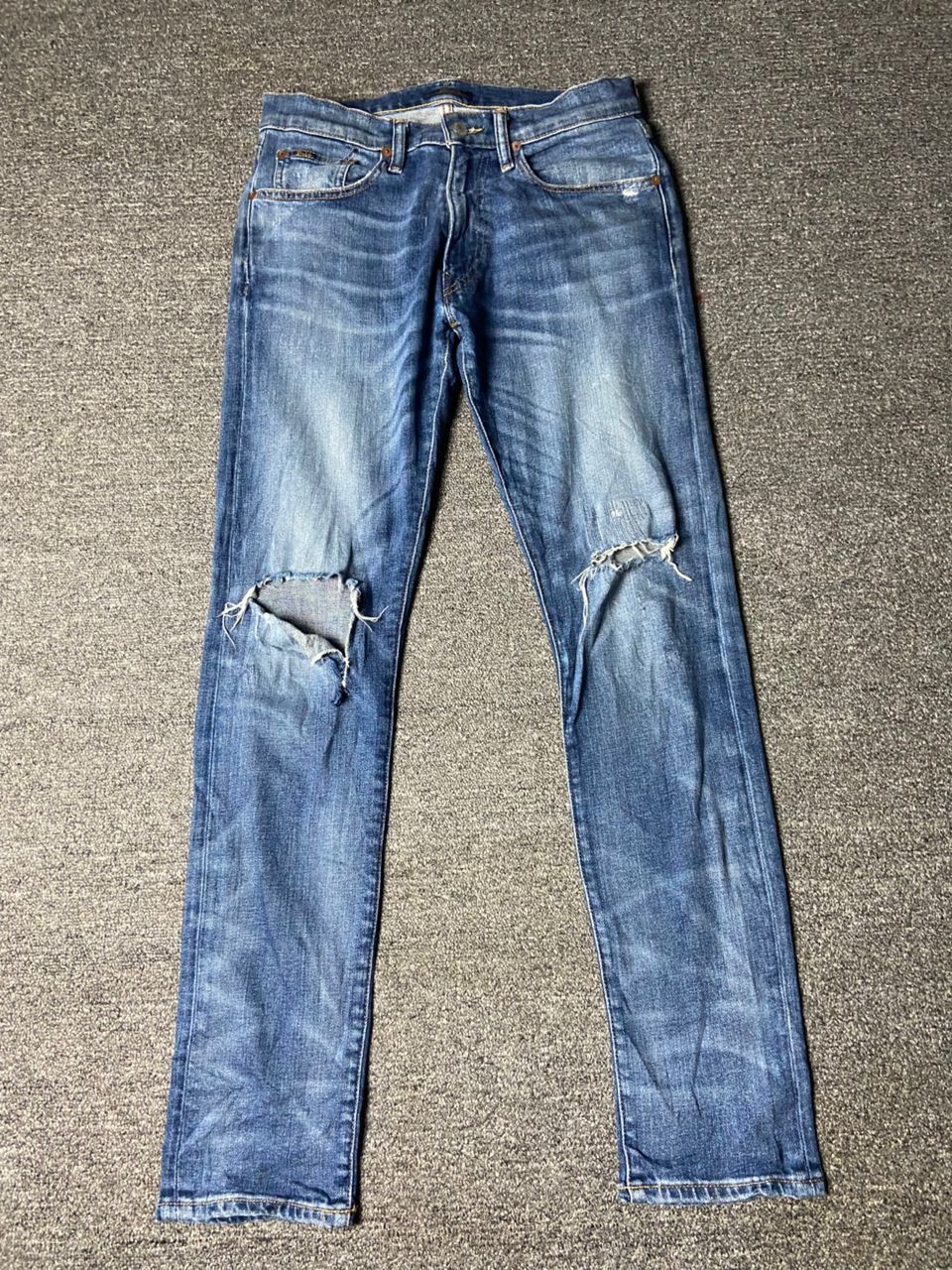 Polo Ralph Lauren Polo Ralph Lauren Skinny Ripped Jeans (157) Size US 29 - 1 Thumbnail