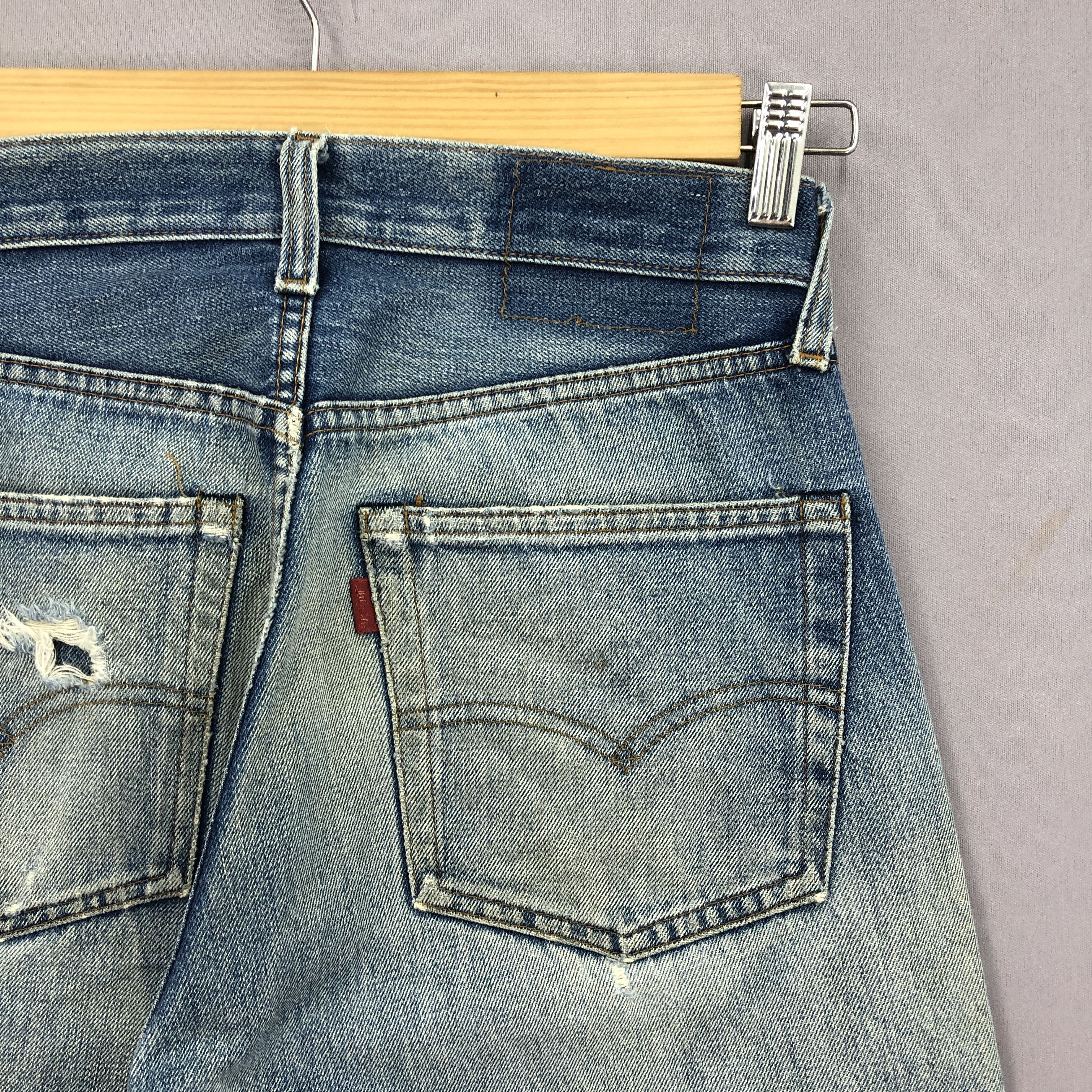Levi's Vintage 90s Levis 501 Selvedge Jeans Levi's Distressed Denim Size 26" / US 2 / IT 38 - 5 Thumbnail
