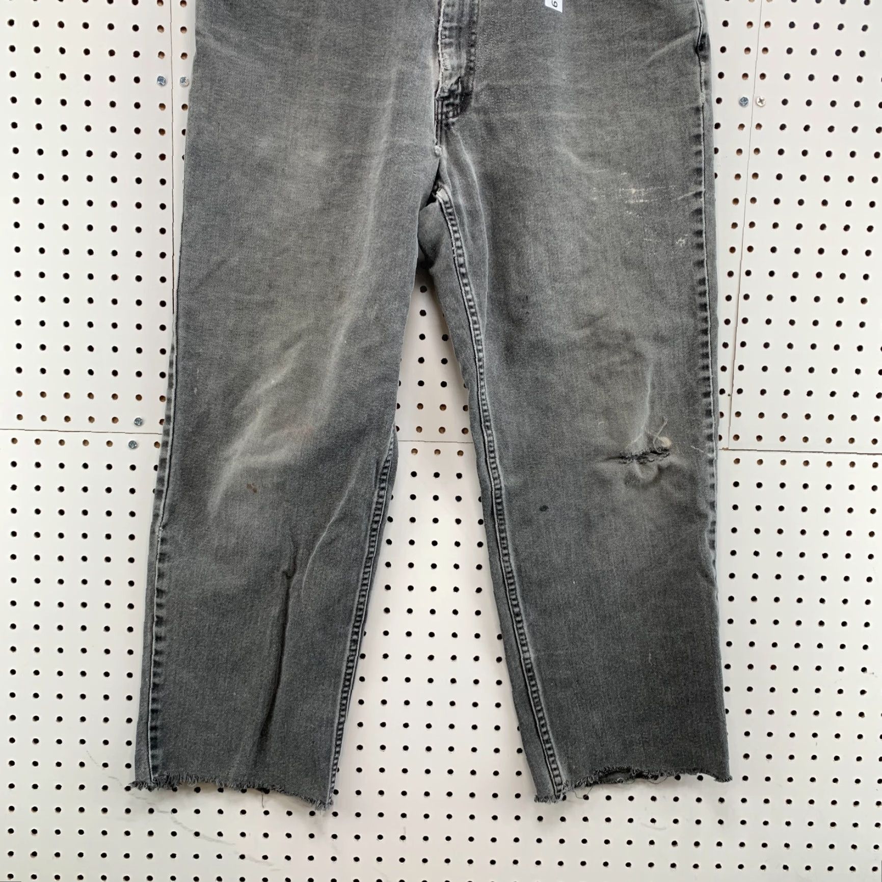 Levi's VINTAGE Levi's 550 Jeans - Denim - Black - Relaxed Fit - Tapered Leg - 34x28 - Men's Regular 34in Inseam - 1990s Theme Size US 34 / EU 50 - 5 Thumbnail