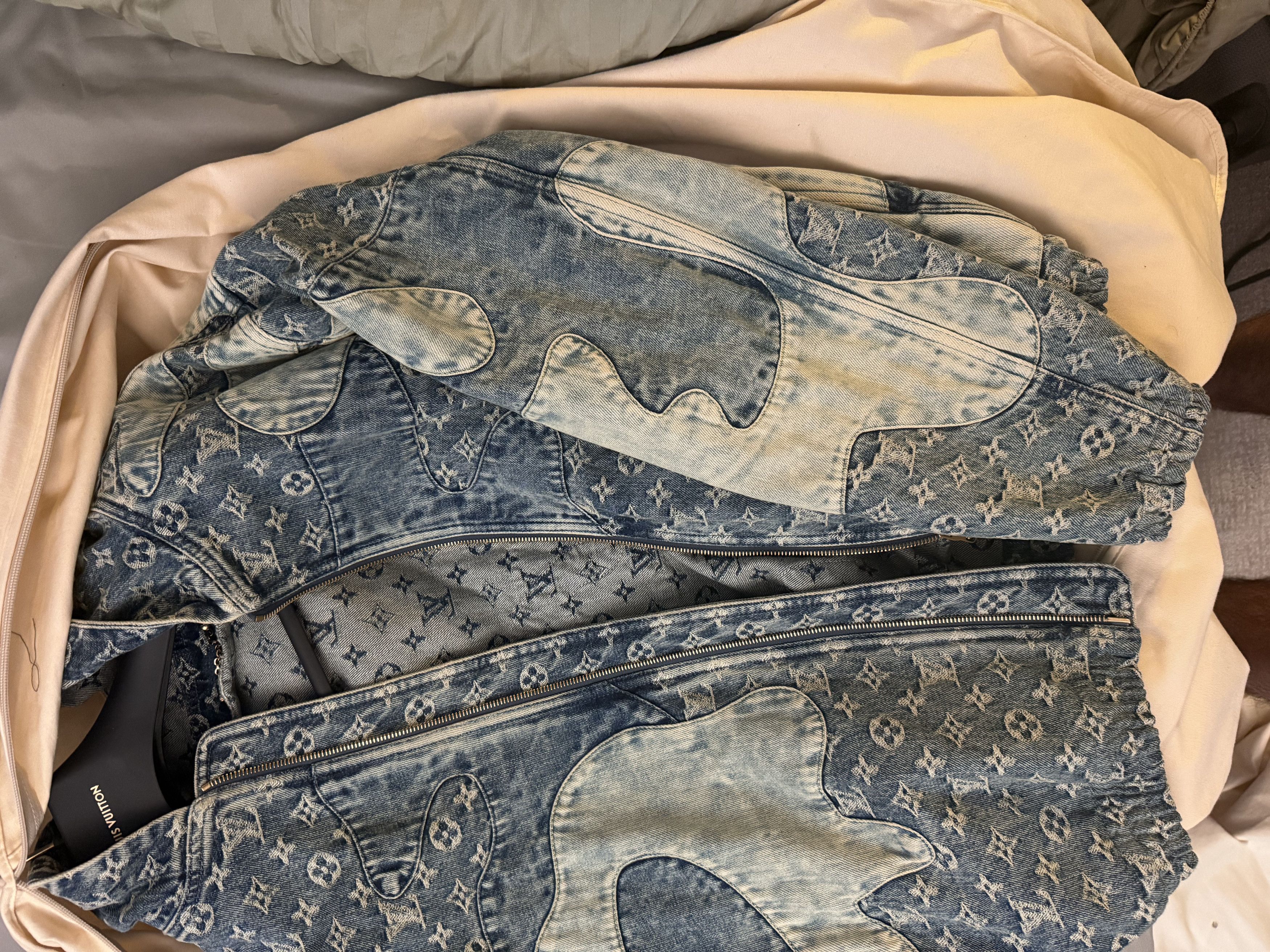 Louis Vuitton Louis Vuitton x Nigo Monogram Patchwork Denim Hoodie Size US M / EU 48-50 / 2 - 7 Thumbnail