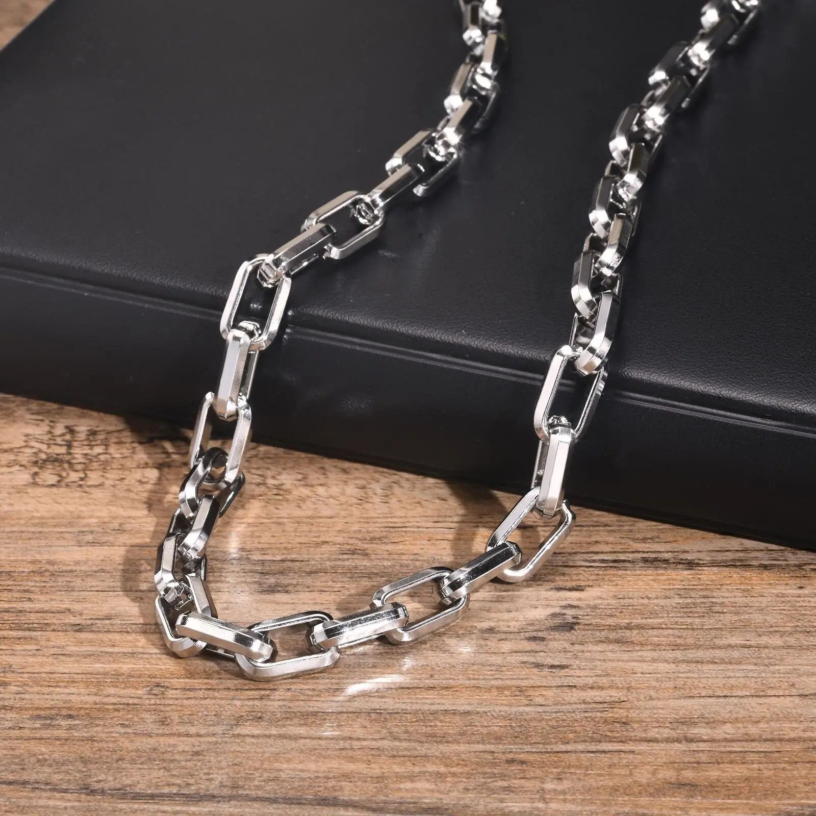 Vintage Bold Rectangle Chain Necklace Size ONE SIZE - 4 Thumbnail