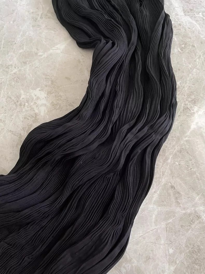 Issey Miyake Issey Miyake size:2 Black main line twisted pleated skirt Size 31" - 5 Thumbnail
