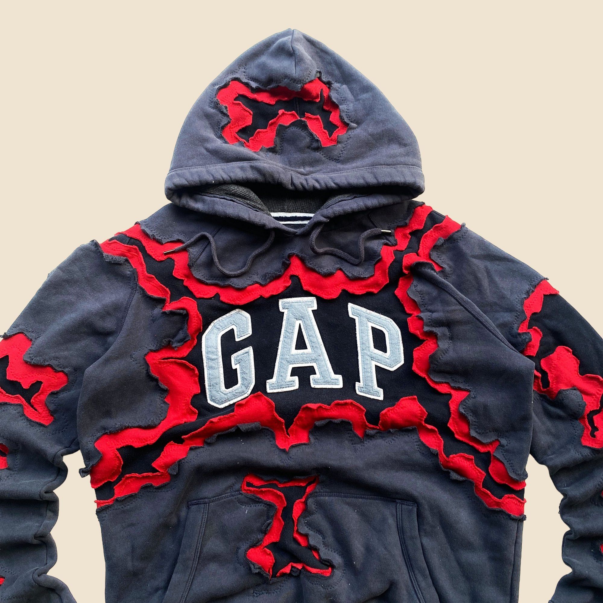 Gap × Handmade 1 OF 1 REWORKED GAP CRACKED 3 TONED HOODIE SIZE L Size US L / EU 52-54 / 3 - 3 Thumbnail