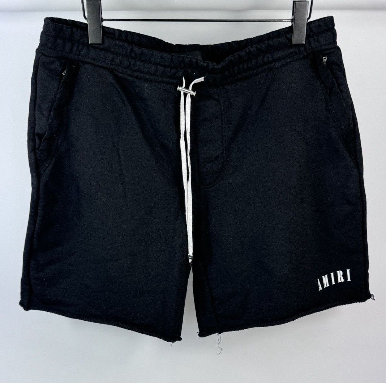 Amiri LOGO PRINT DRAWSTRING SHORTS Size US 38 / EU 54 - 1 Thumbnail