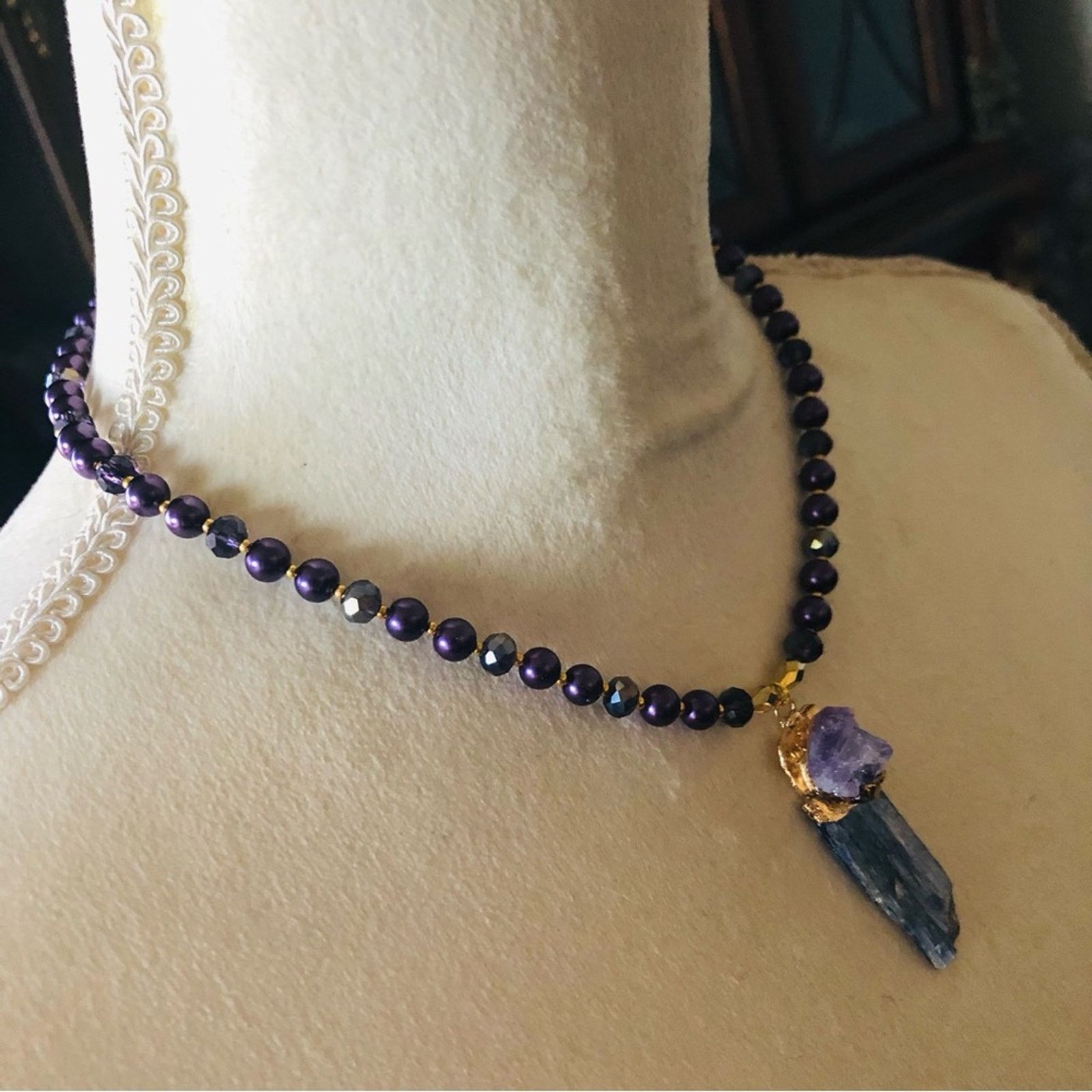 Handmade Handcrafted repurpose kyanite and amethyst Pearl necklace Size ONE SIZE - 3 Thumbnail