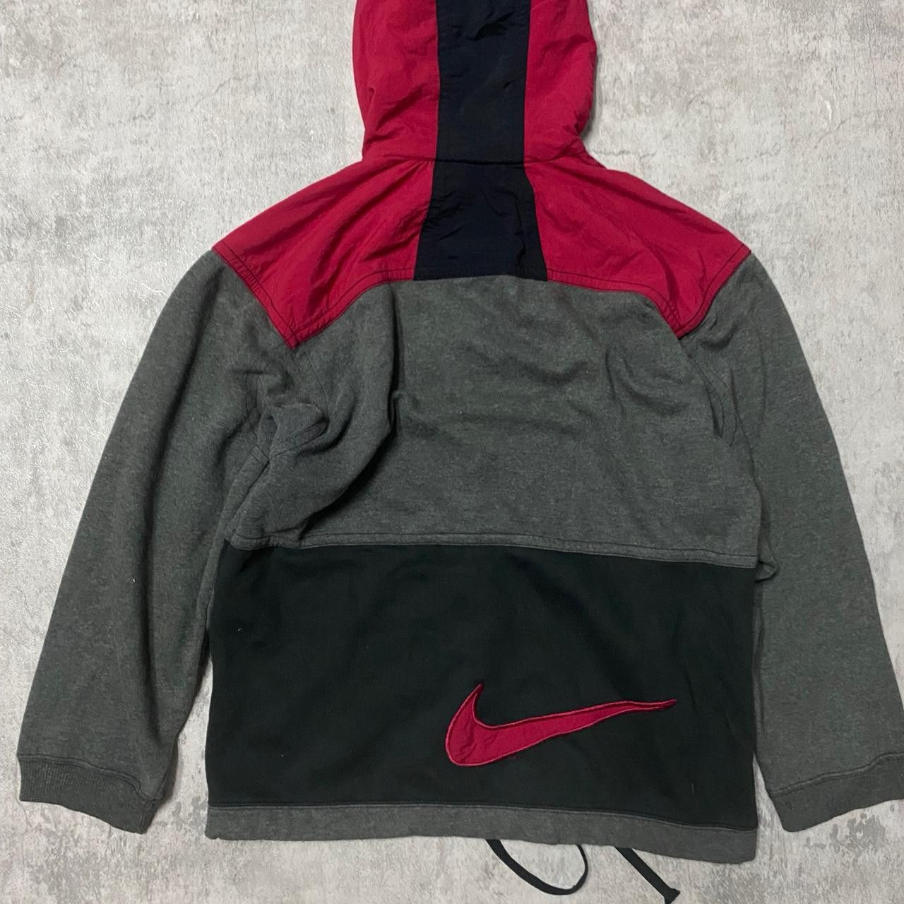 Nike Nike grey and red zip up hoodie Size US S / EU 44-46 / 1 - 4 Thumbnail