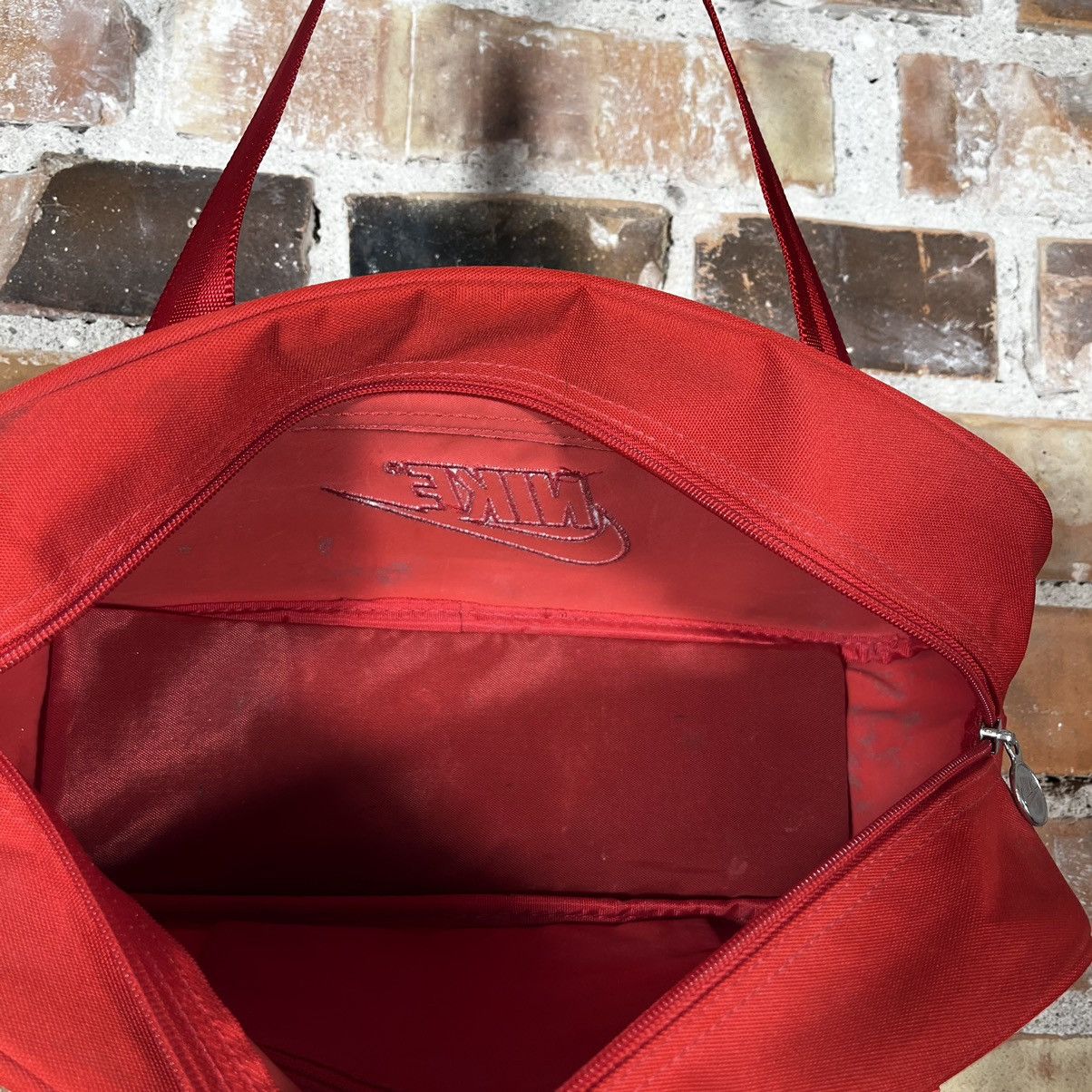 Nike Vintage Nike Bag 90s Swoosh Big Center Logo Hand Bag Size ONE SIZE - 14 Thumbnail