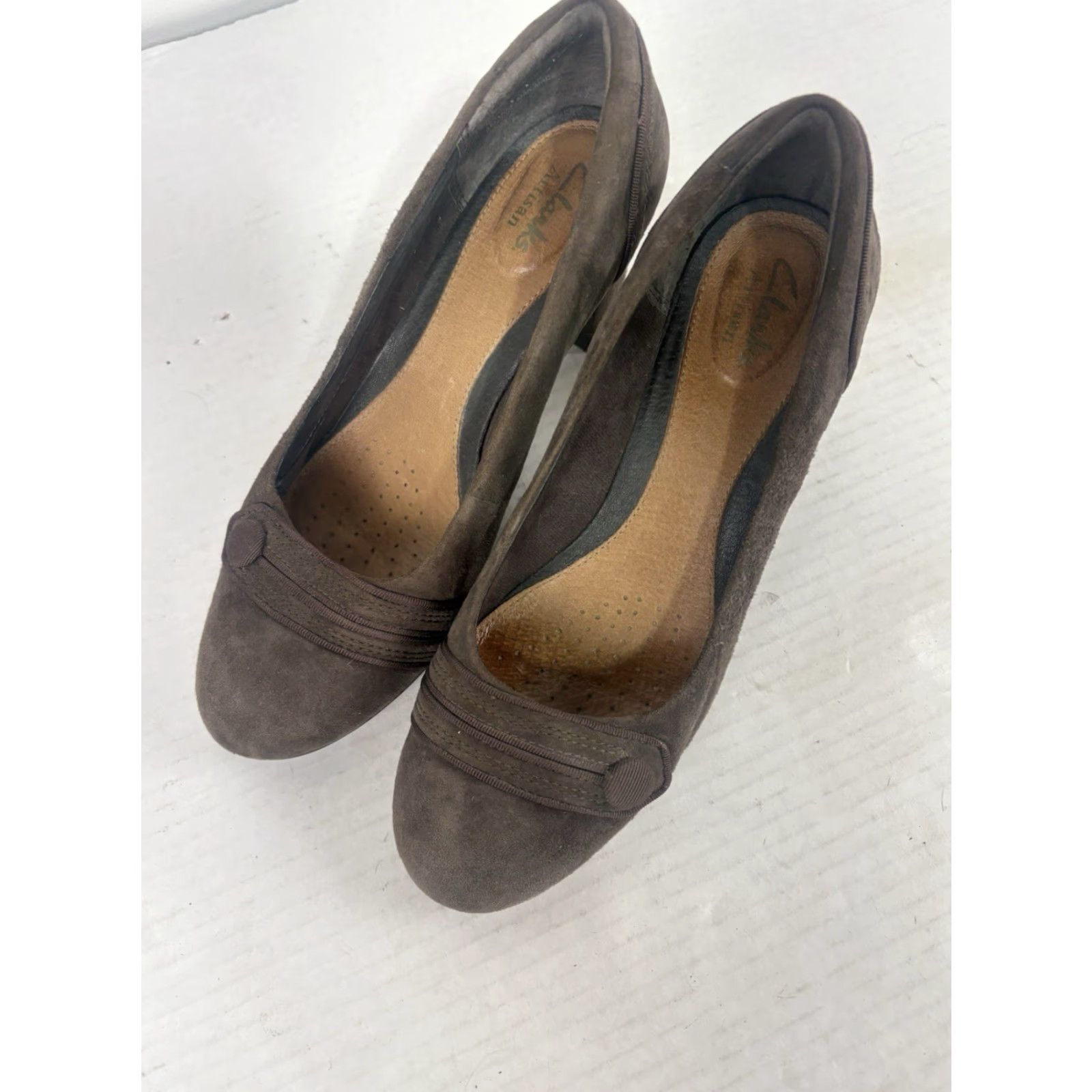 Clarks Clarks Artisan Brown Suede Women’s Block Heels Size 7M Leather Round Toe 3in Platform Shoes Size US 7 / IT 37 - 2 Thumbnail